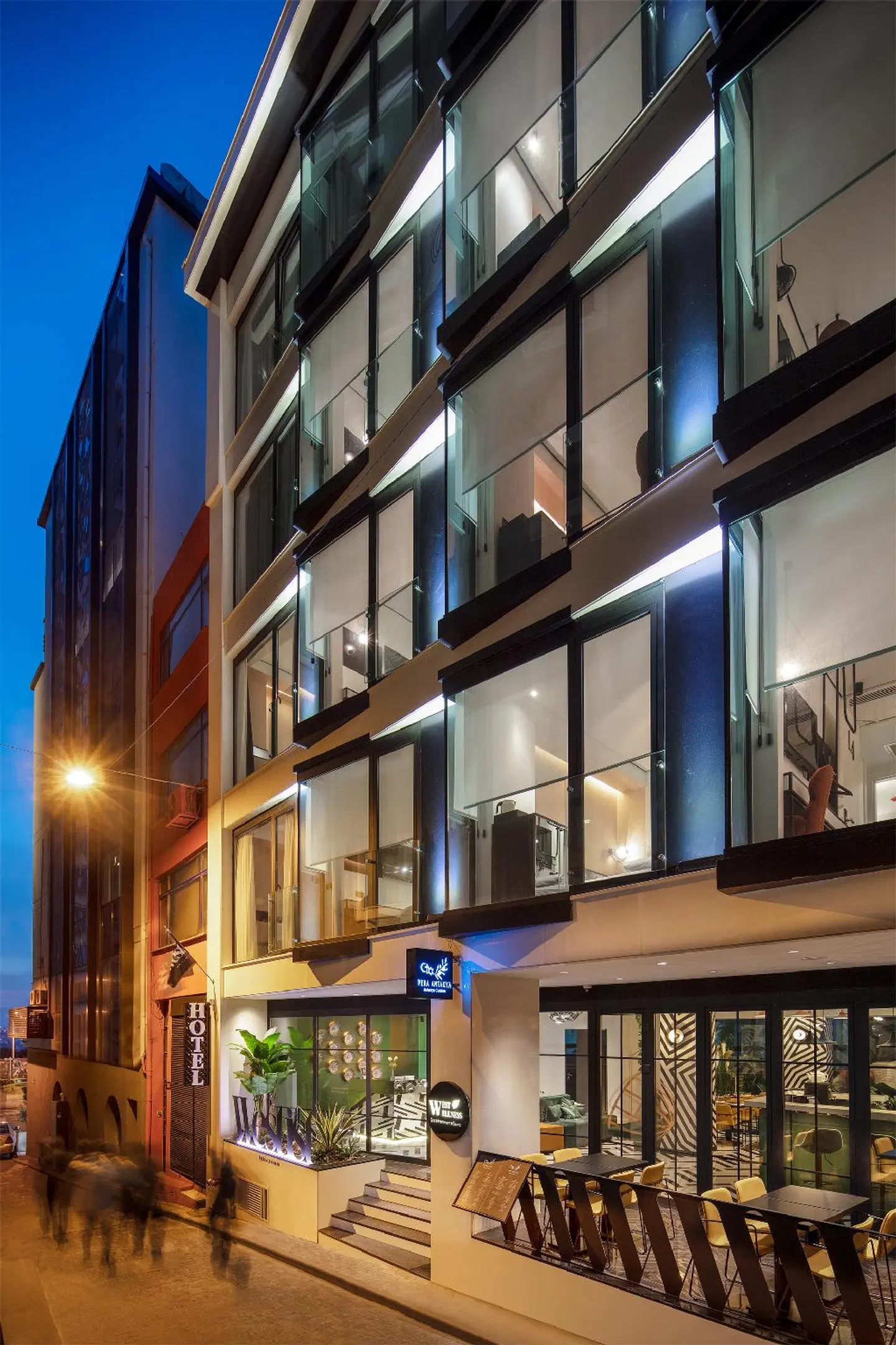 The Westist Hotel & Spa EXTERIOR