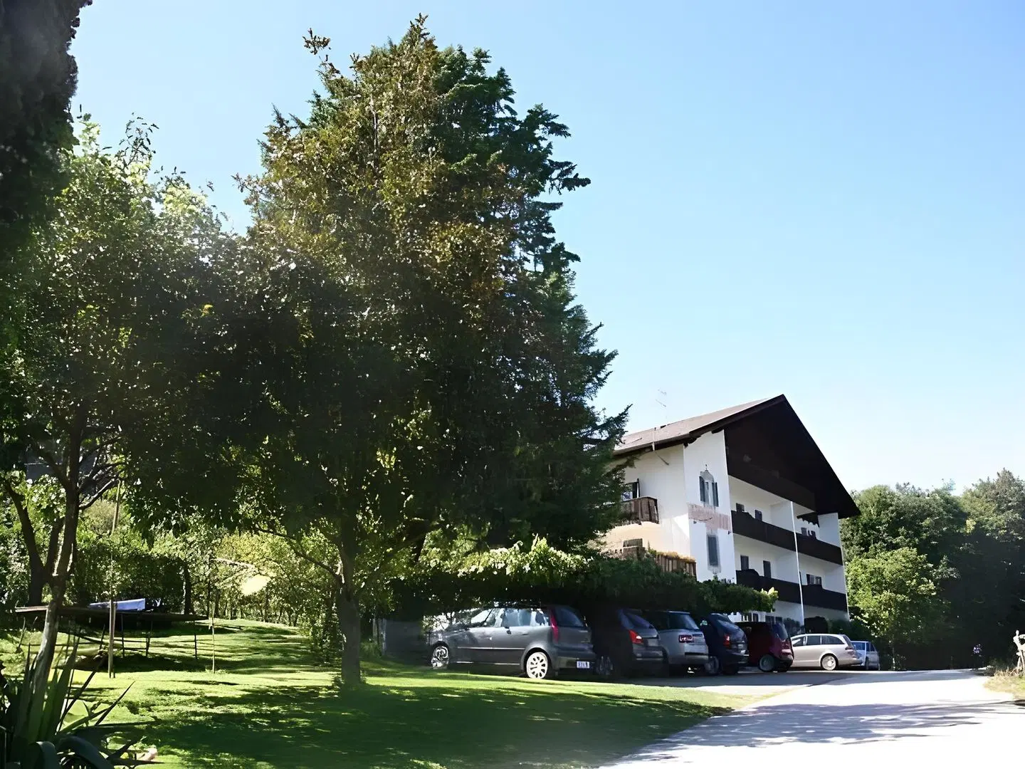Pension Gruenwald EXTERIOR