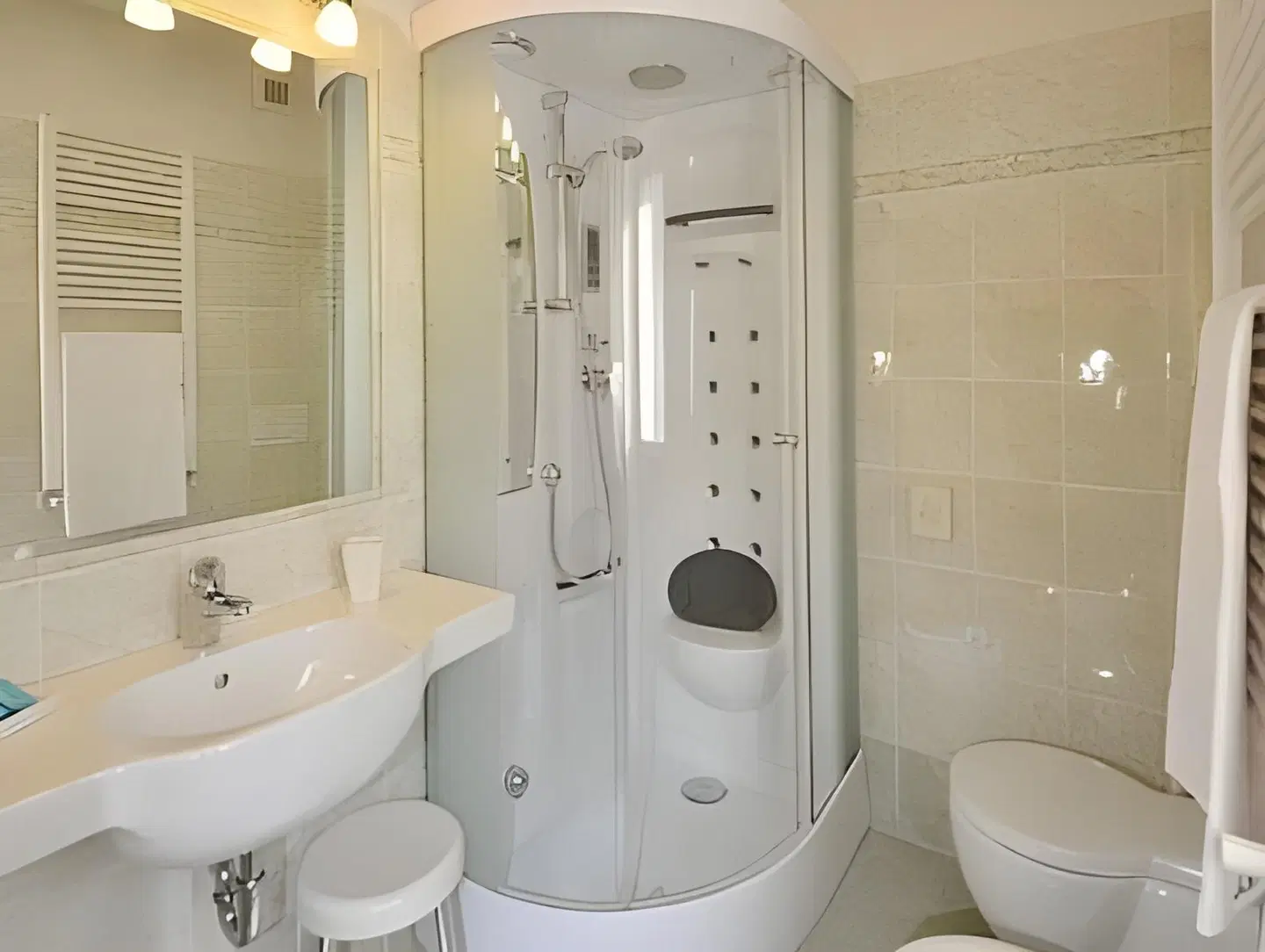 Ciampian Badezimmer