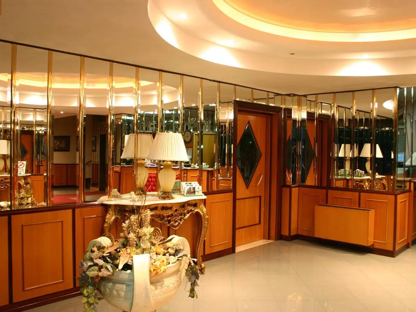 Luxor Hotel LOUNGE_LOBBY