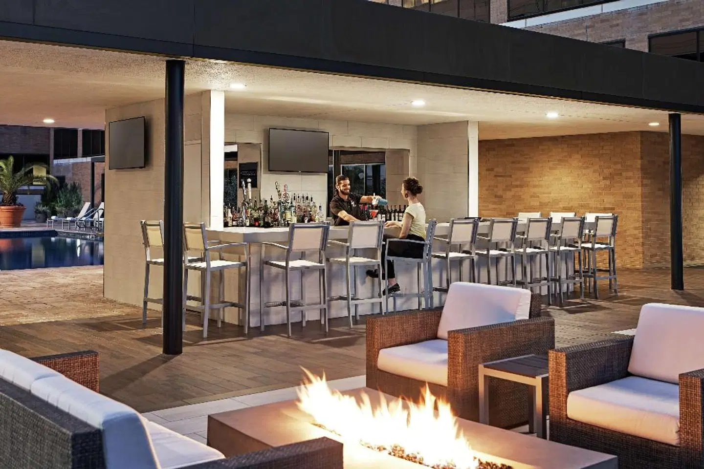 Hilton Houston Plaza/Medical Center Bar