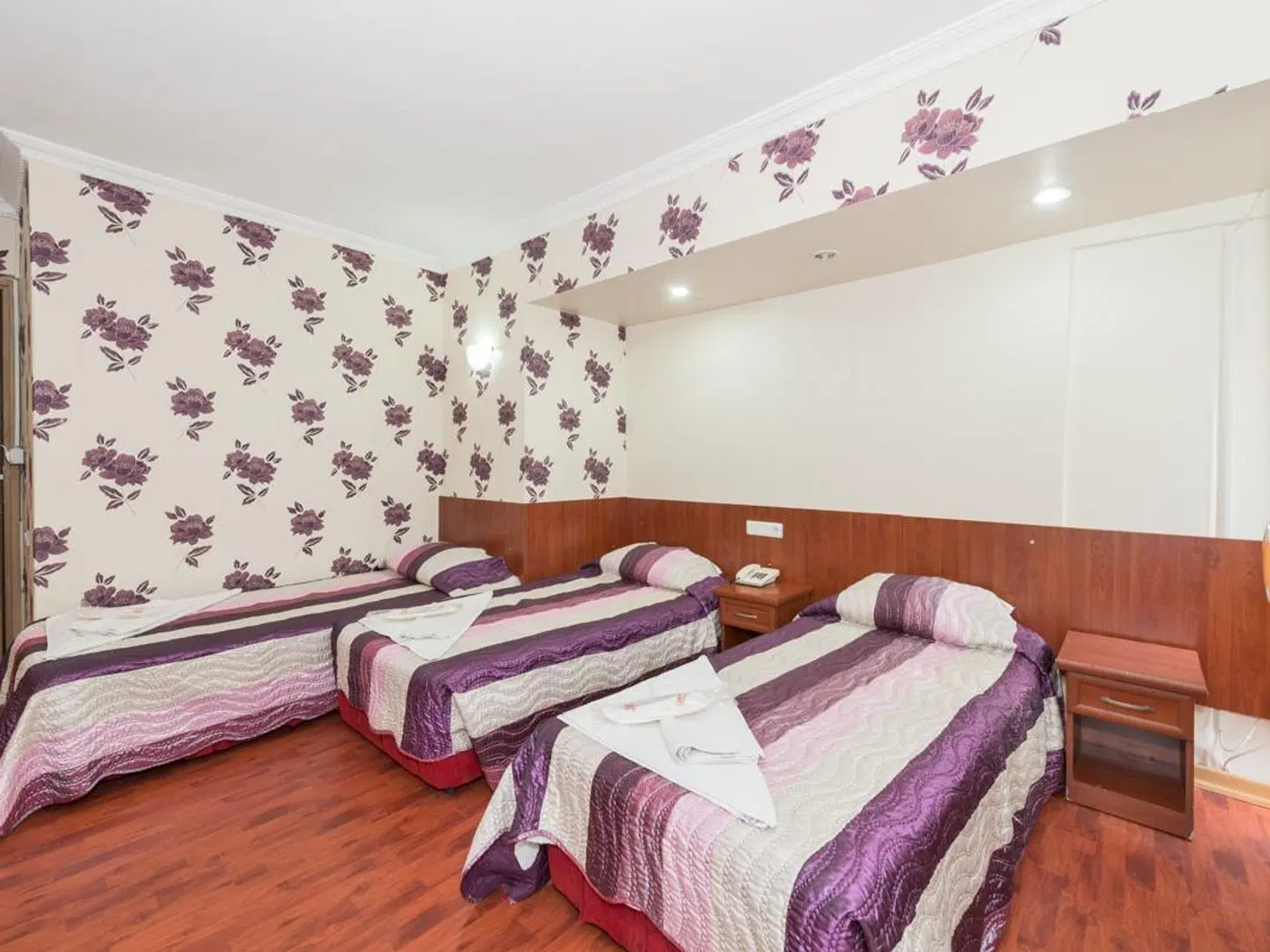 Metro Hotel ROOM_EXAMPLE