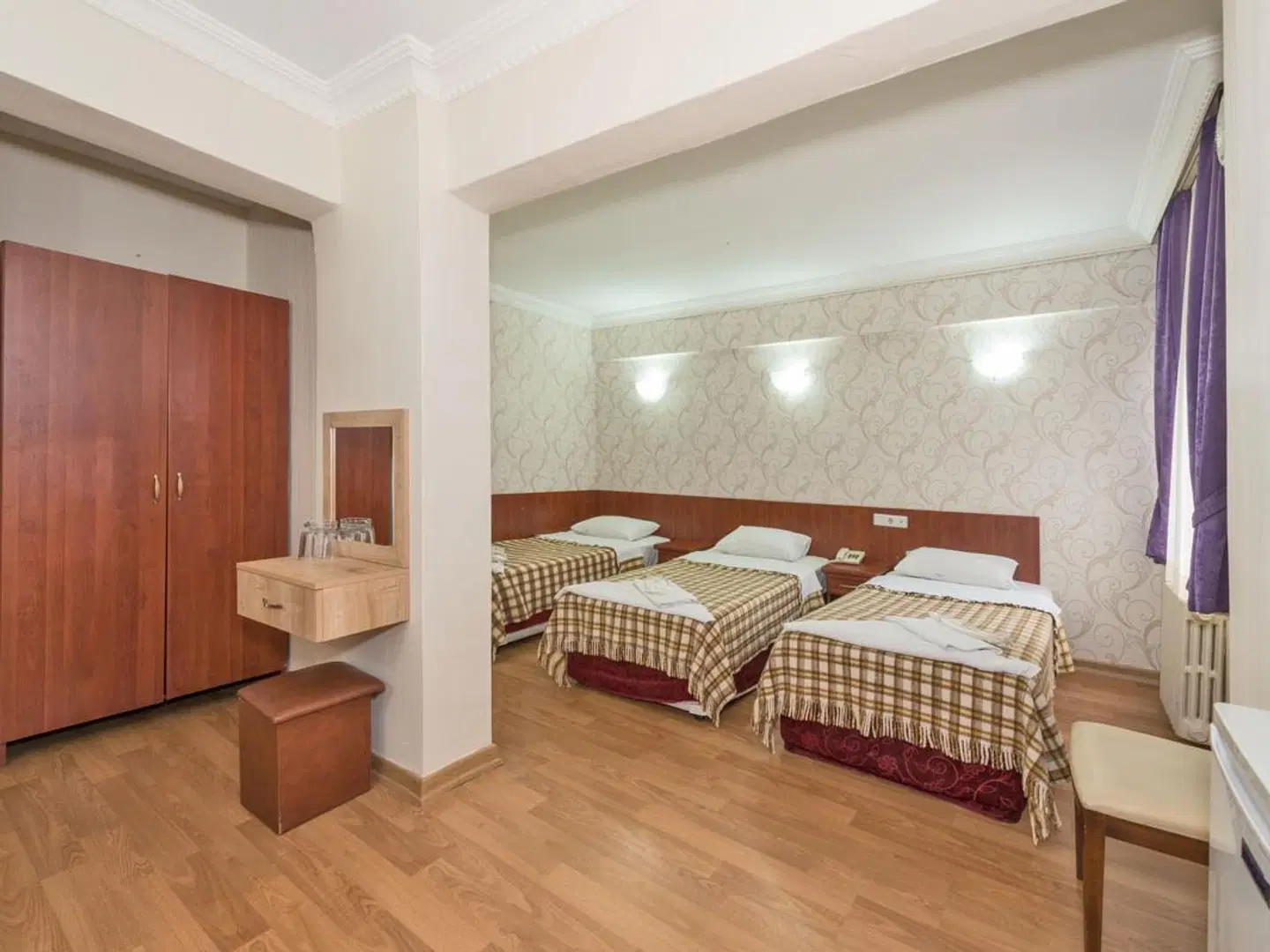 Metro Hotel ROOM_EXAMPLE