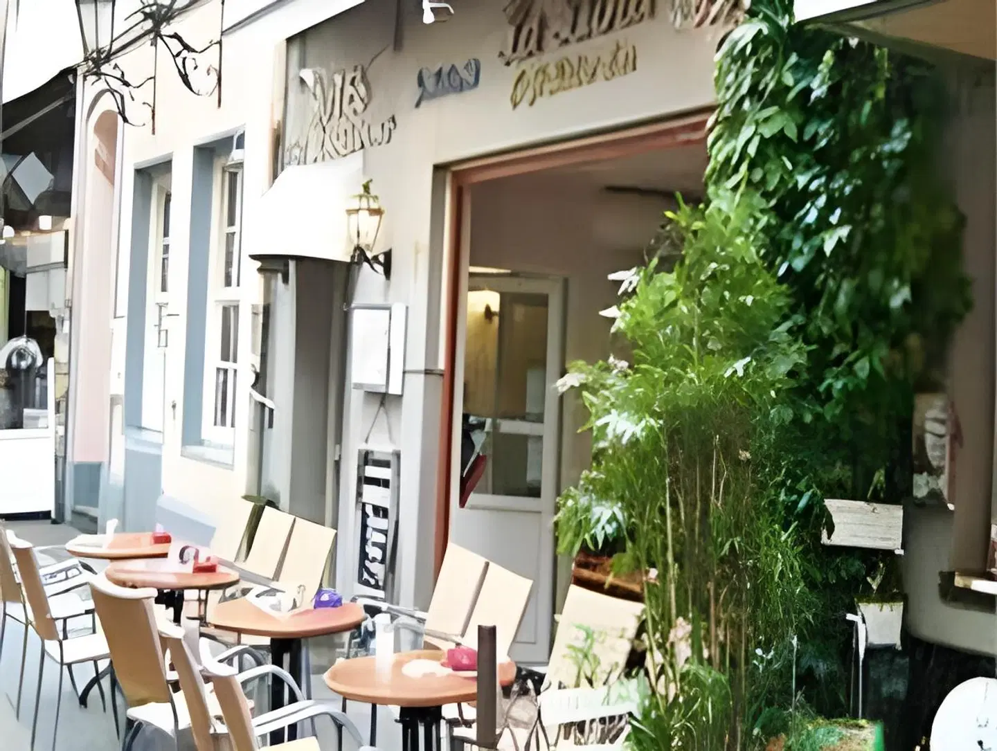 Alt Düsseldorf EXTERIOR