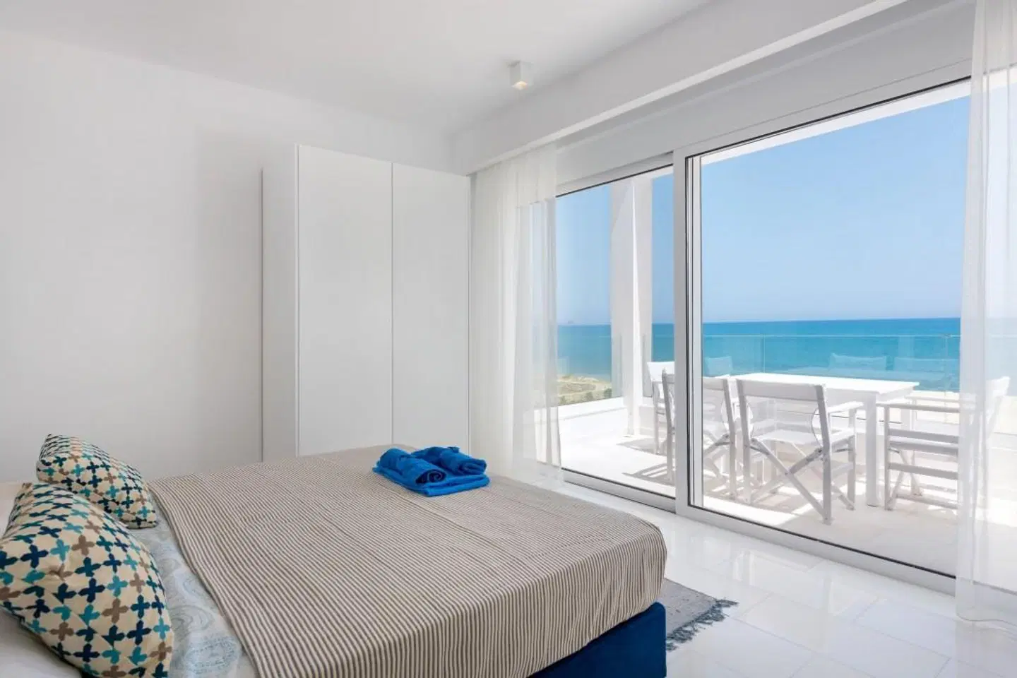 Maria & Nada Beach Front Villas ROOM_EXAMPLE