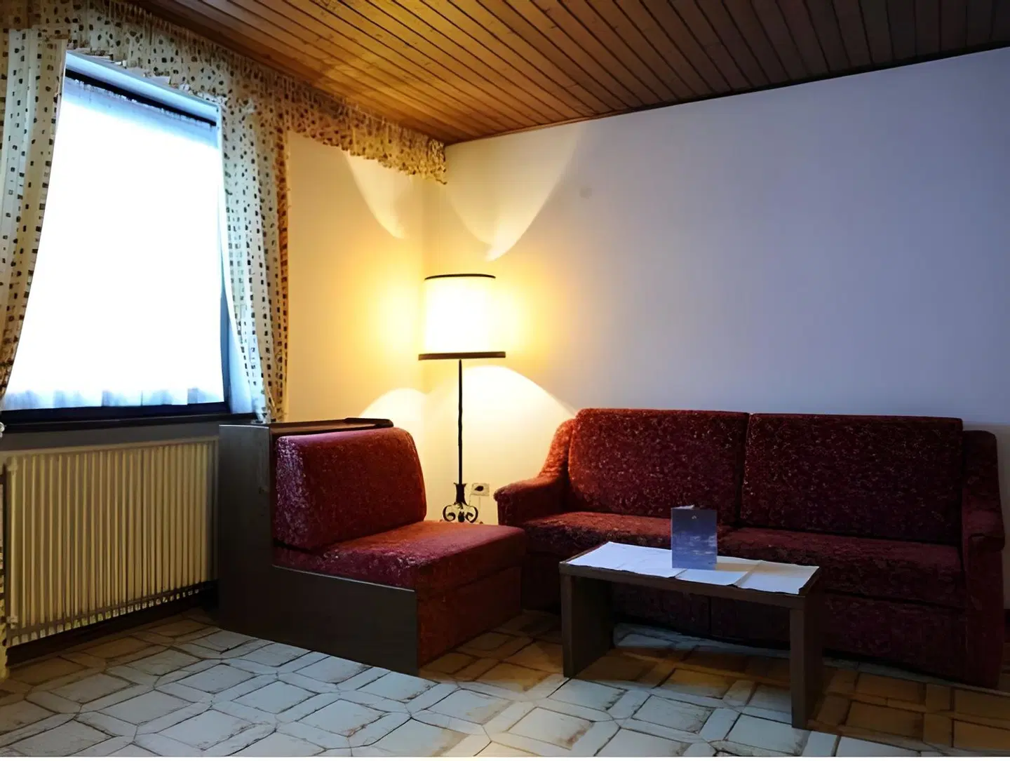 Post Residence ROOM_EXAMPLE