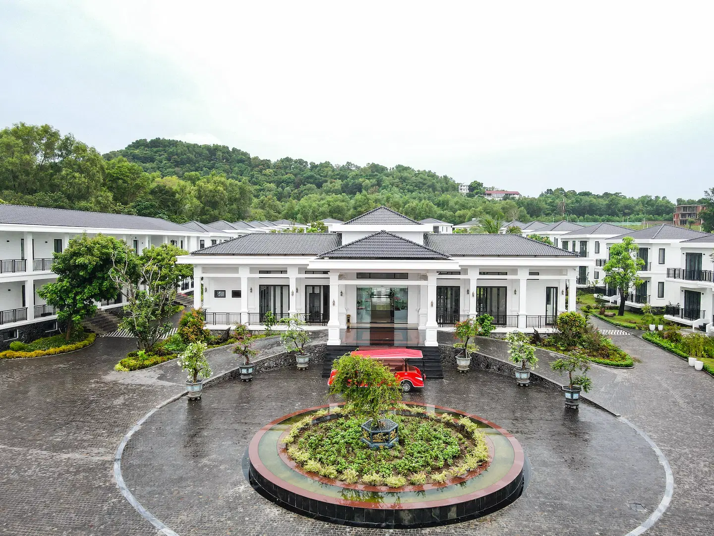Dad Resort EXTERIOR