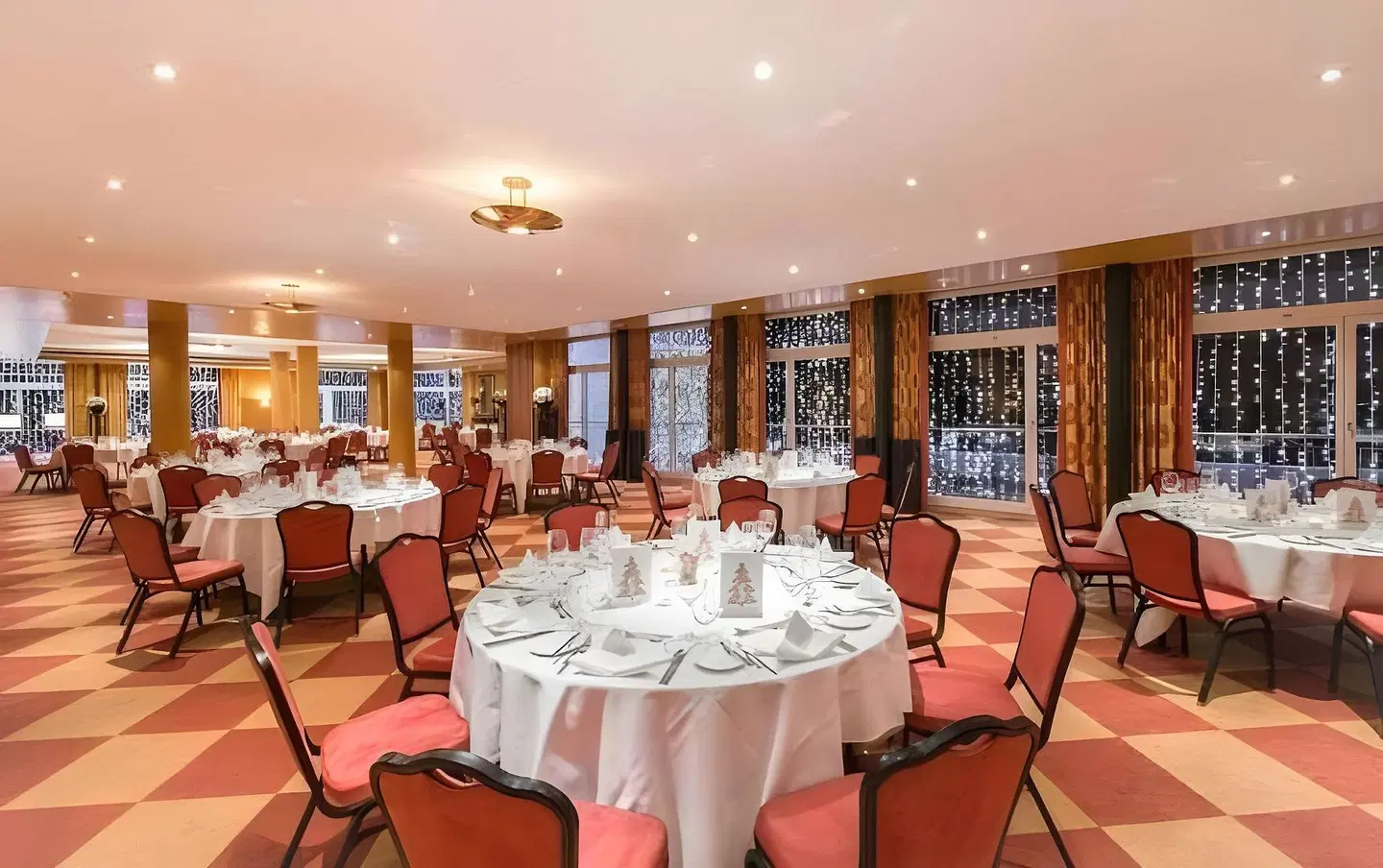 Seedamm Plaza Restaurant
