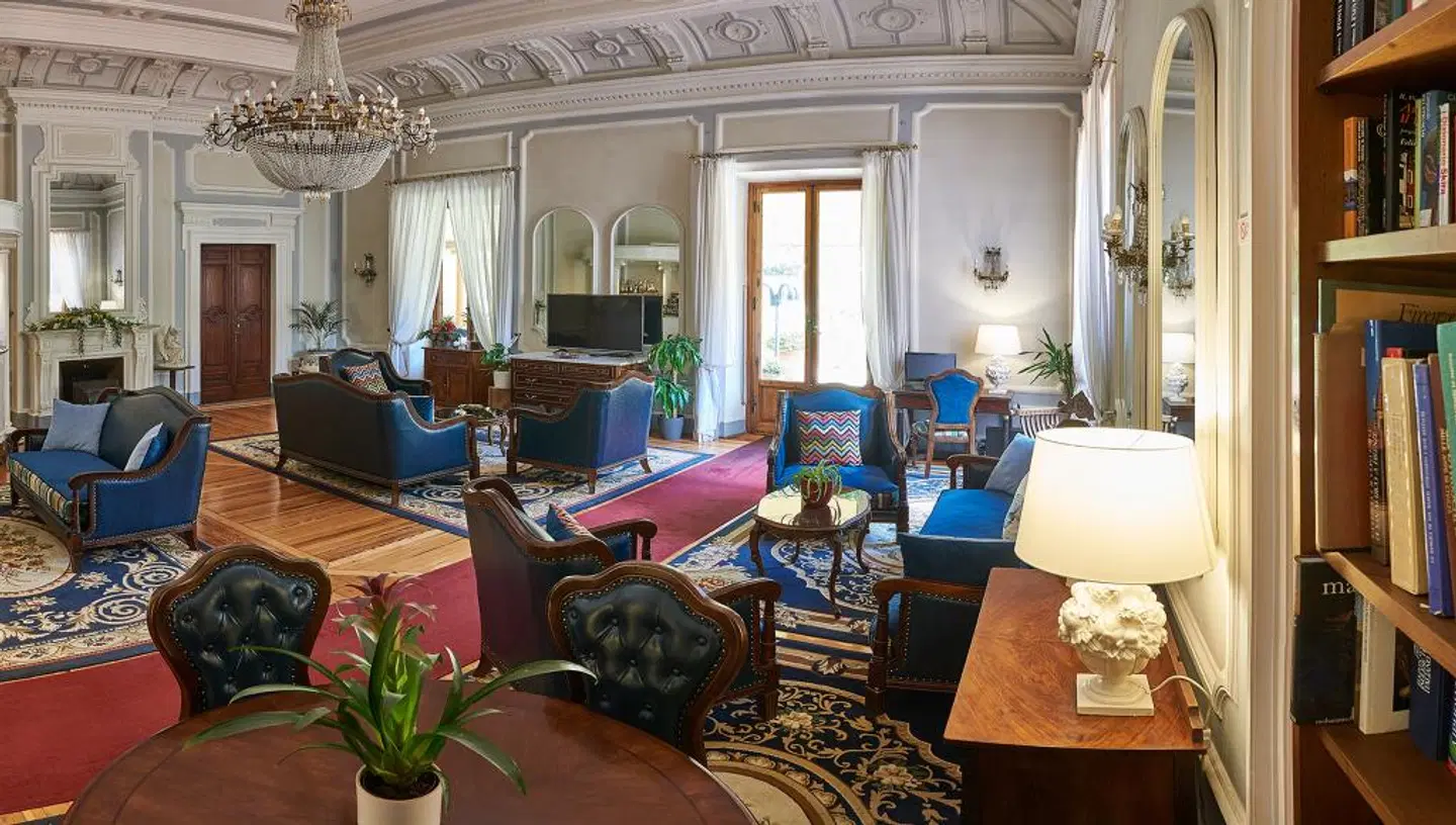 Royal LOUNGE_LOBBY