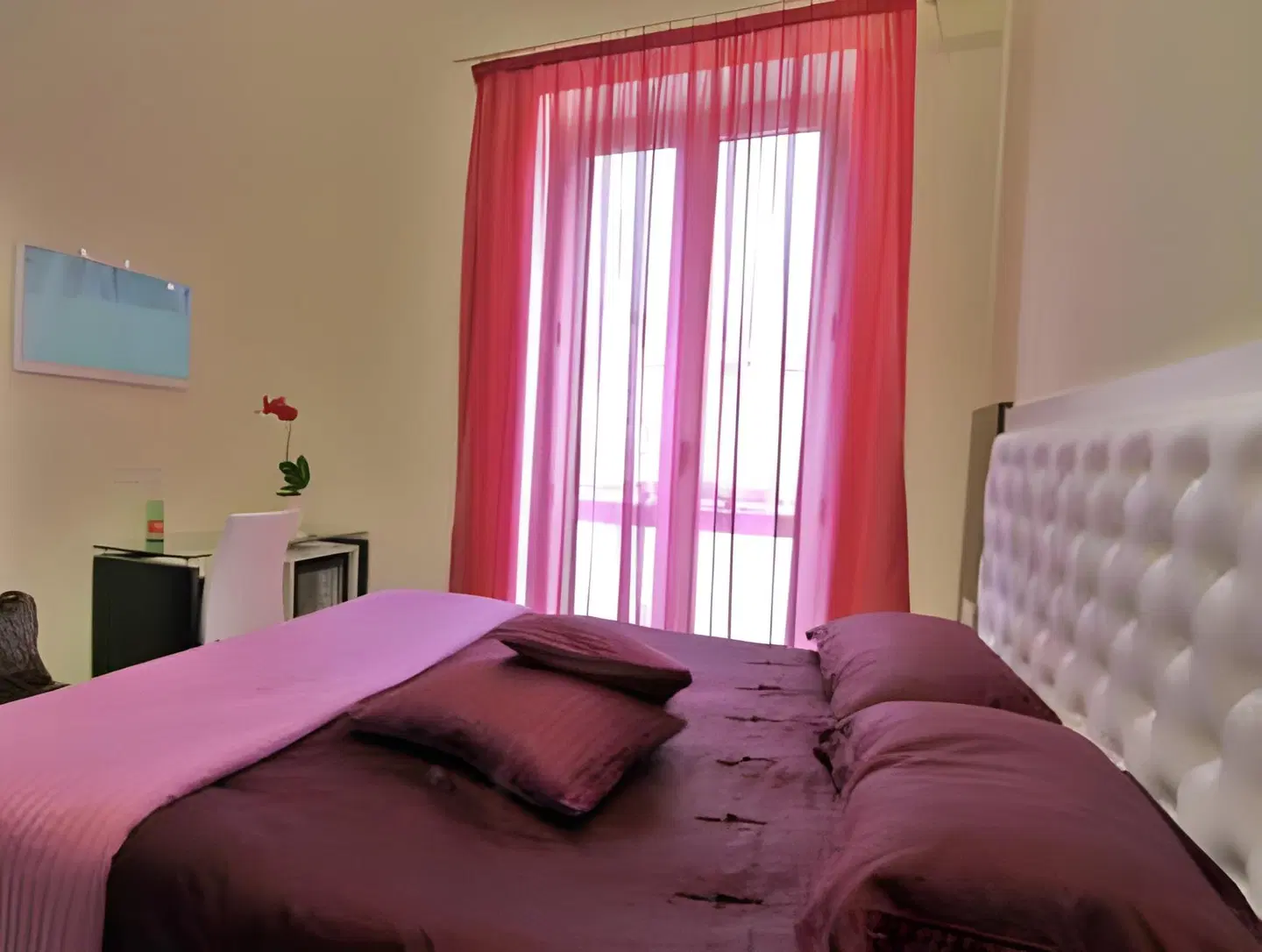Sorrento Flats ROOM_EXAMPLE