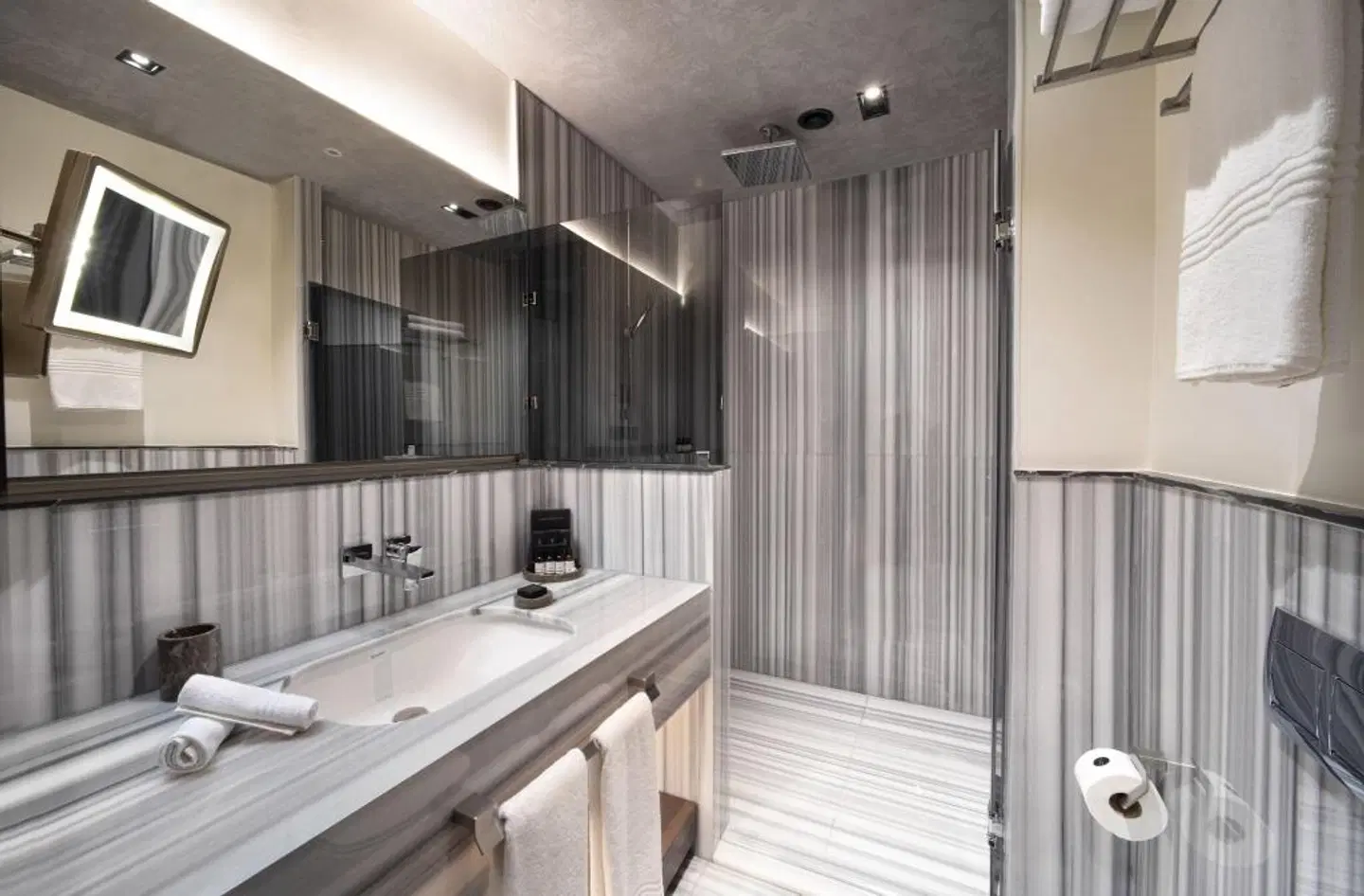 DeCamondo Galata, a Tribute Portfolio Hotel Badezimmer