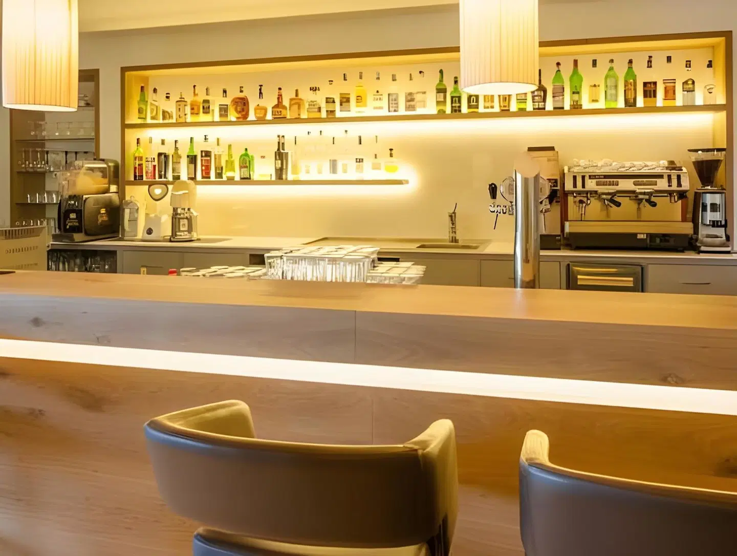 Royal Hinterhuber Bar
