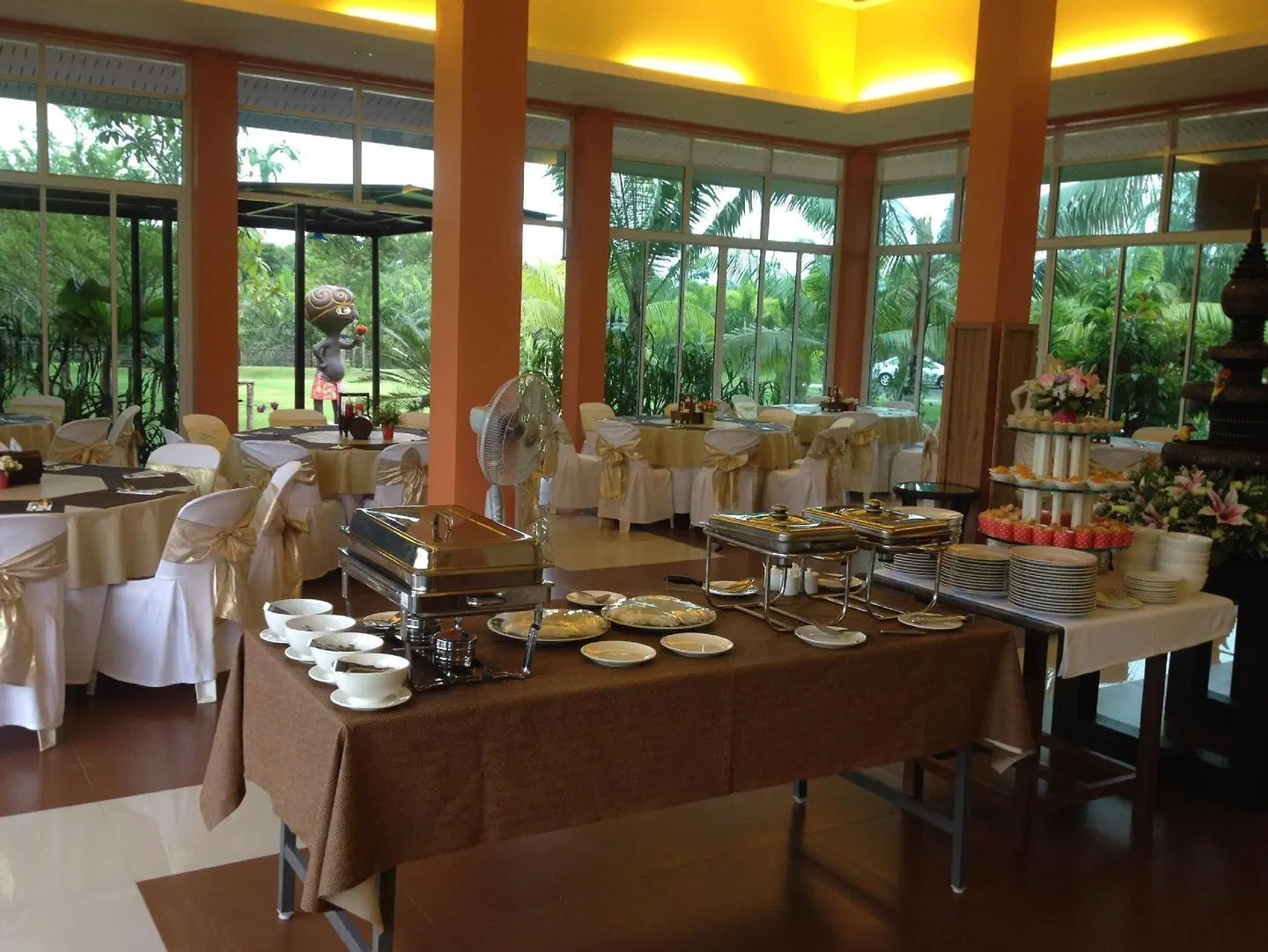 Tamali Hotel Restaurant