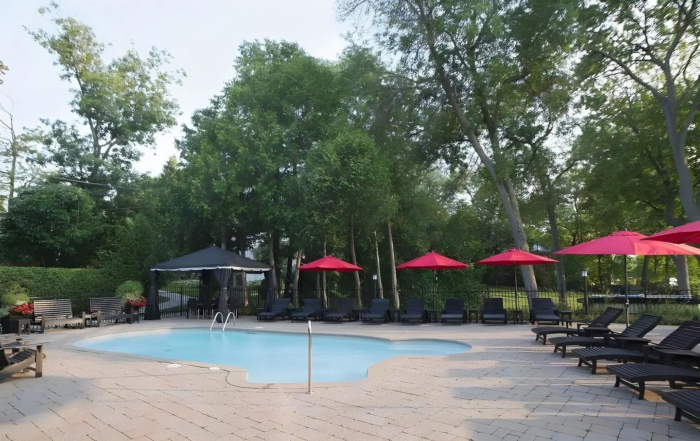 Hôtel Le Rivage OUTDOOR_POOL