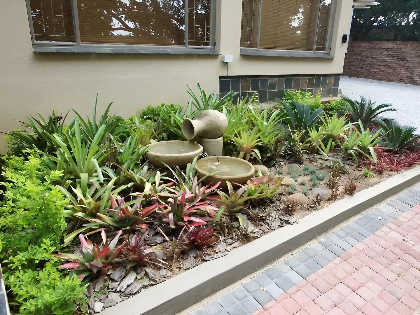 85 Ehmke Guesthouse Terrasse