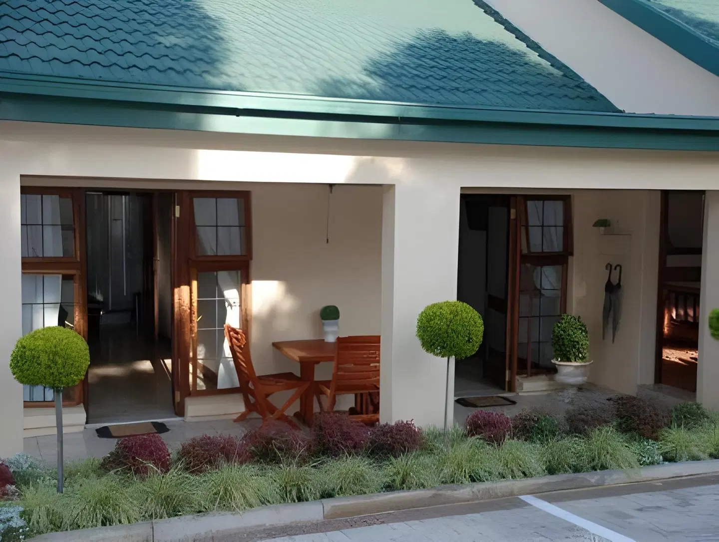 Lamor Guest House EXTERIOR