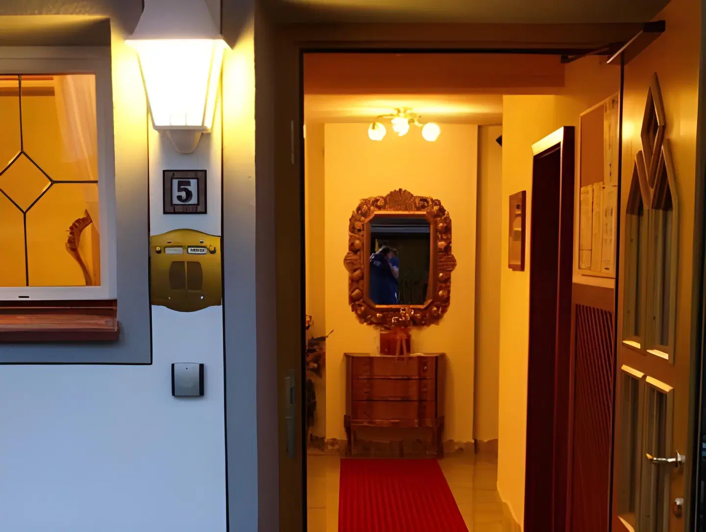 Garni Flurida LOUNGE_LOBBY