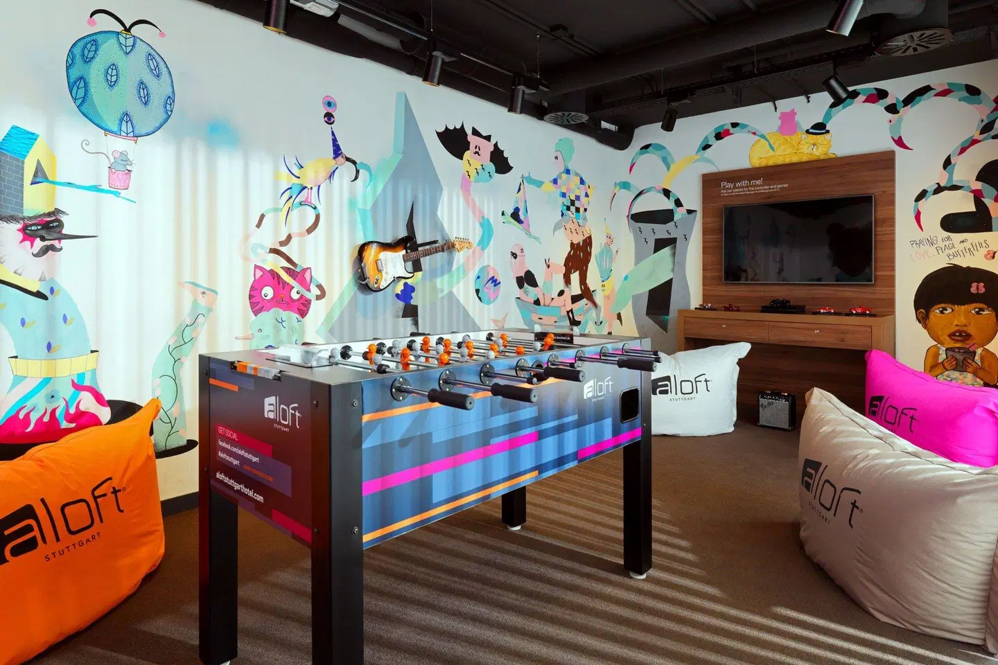 Aloft Stuttgart Bar