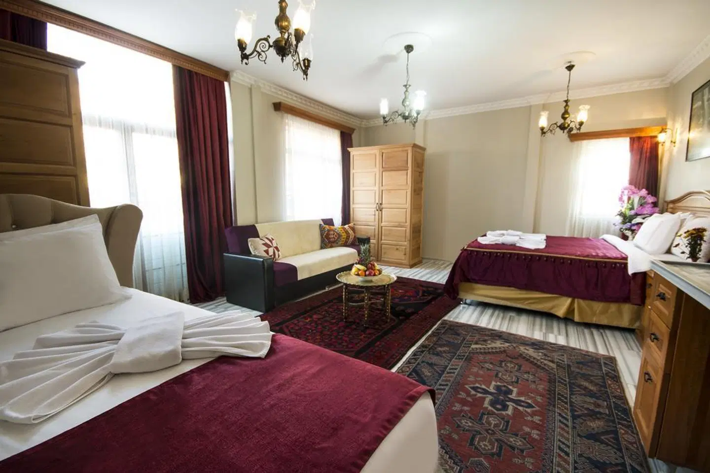 Sultan Corner Suites ROOM_EXAMPLE