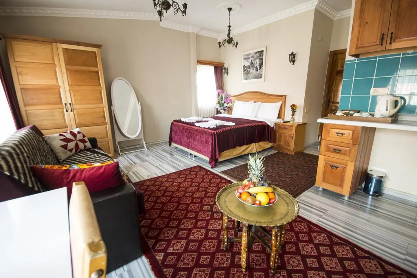 Sultan Corner Suites ROOM_EXAMPLE