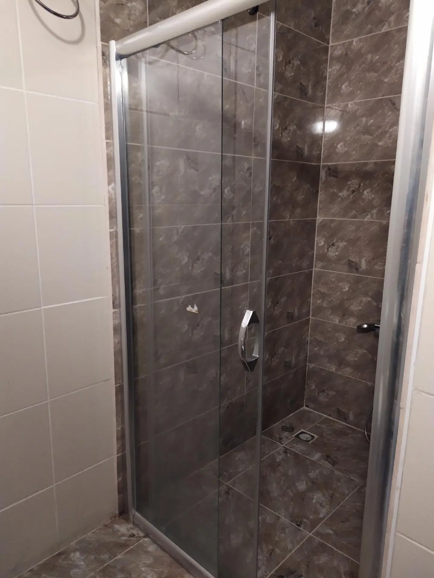 Istanbul Irish Hotel BATHROOM
