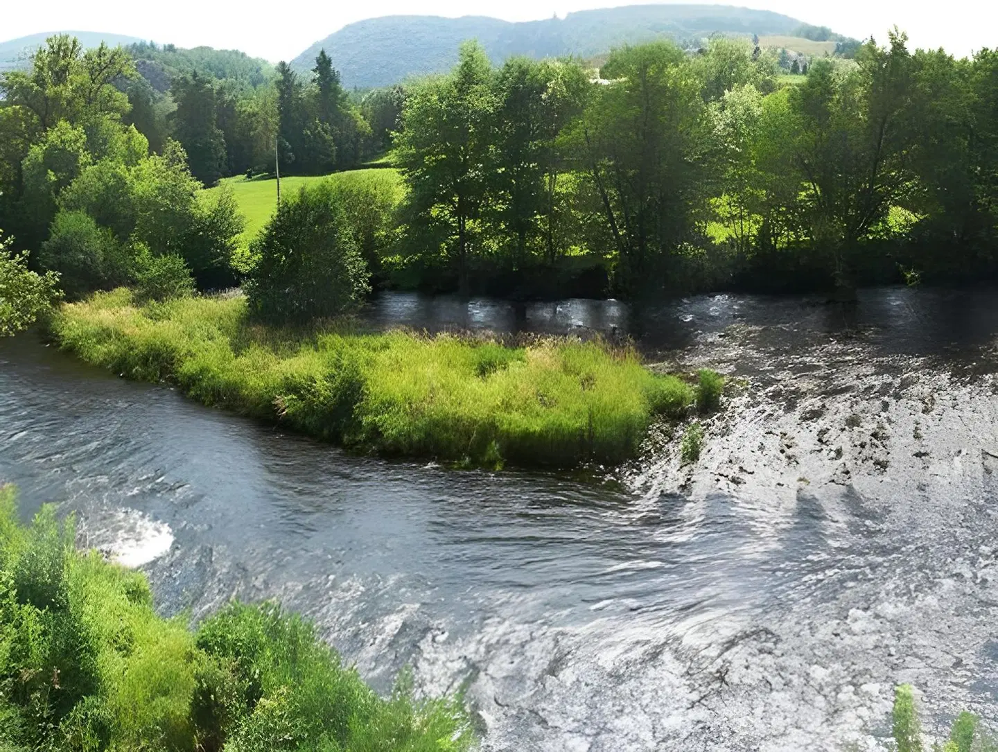 Chambres d'Hotes du Moulin de Lachaux LANDSCAPE