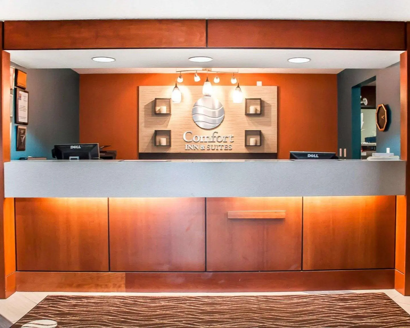 Comfort Inn & Suites LOUNGE_LOBBY