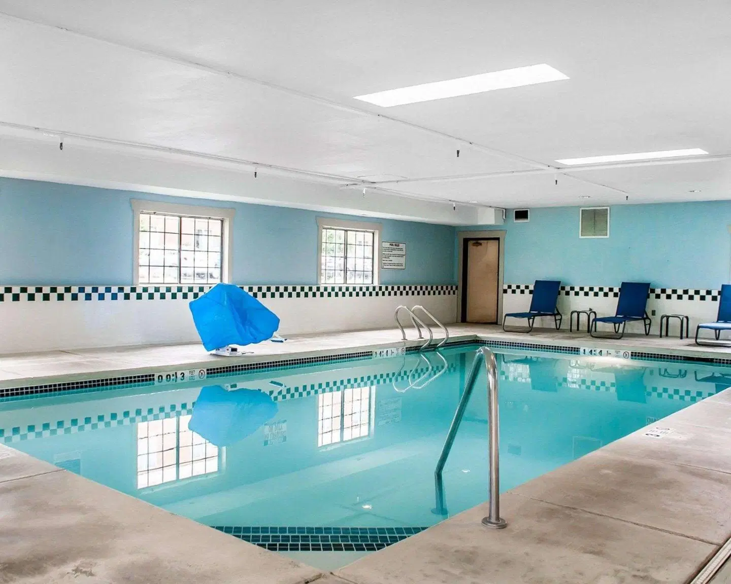 Comfort Inn & Suites Hallenbad