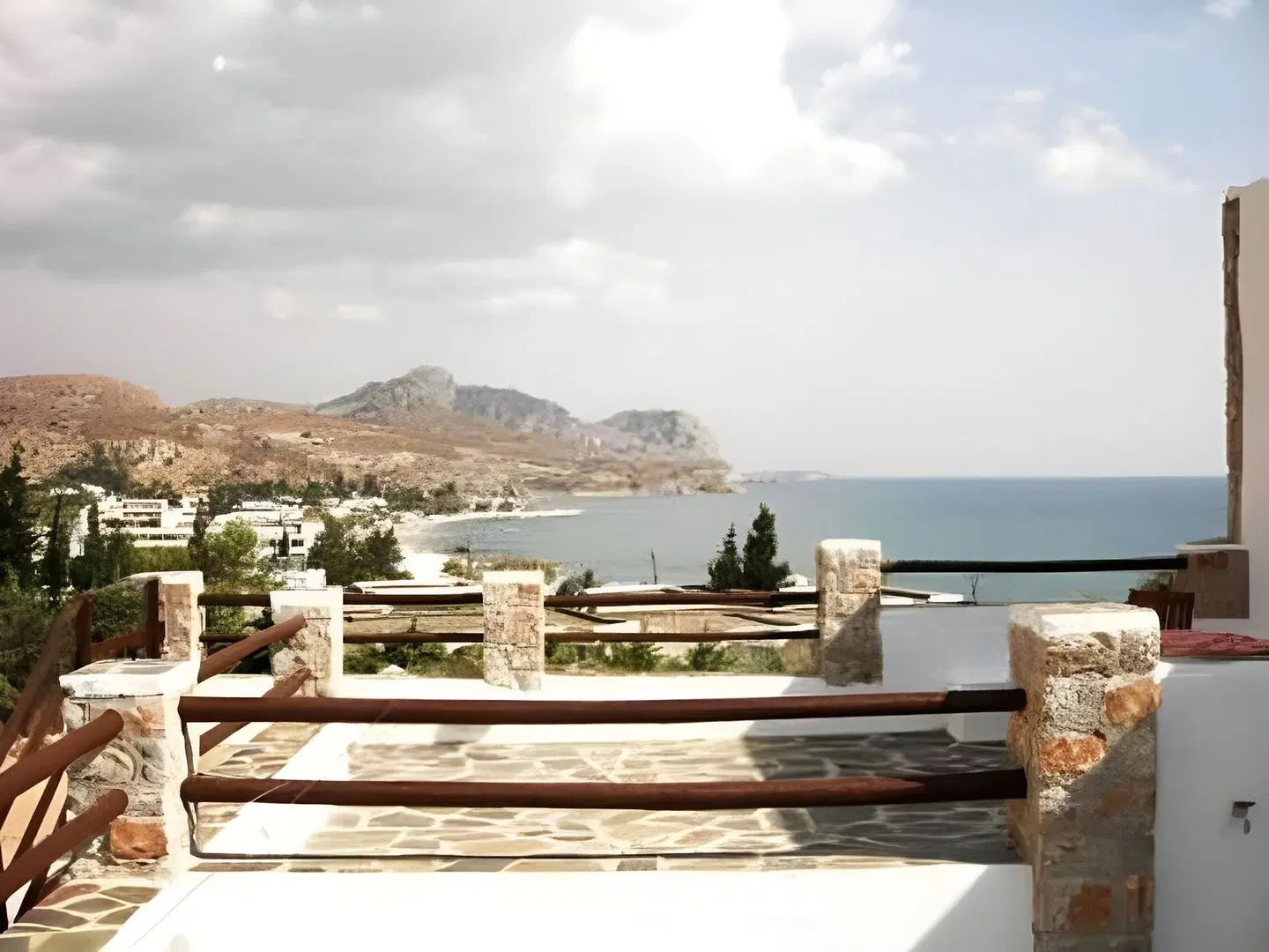 Agnanti Beach Apartments Terrasse