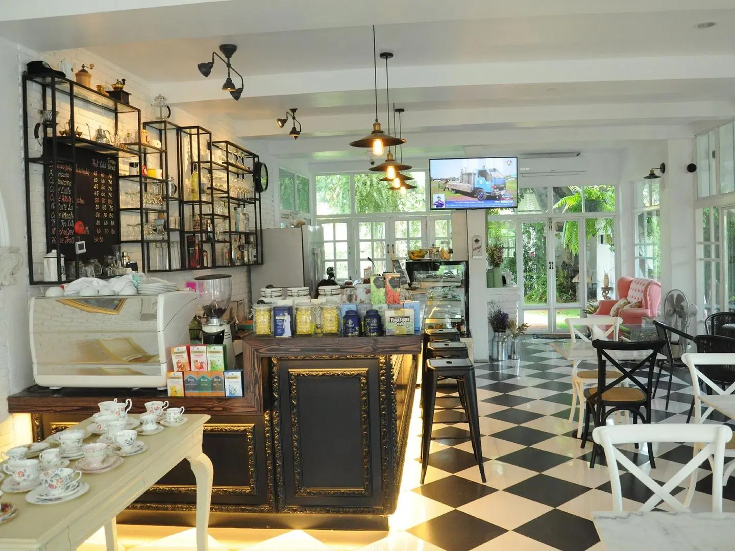 Nai Suan Bed and Breakfast Restaurant