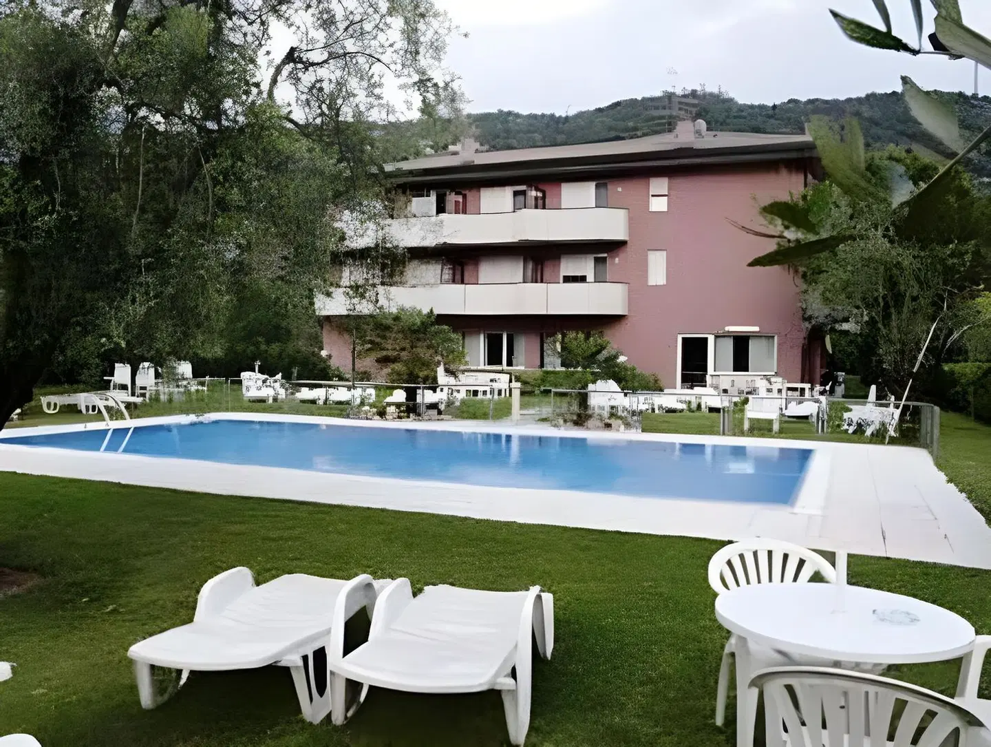 Albergo Garni Eden OUTDOOR_POOL