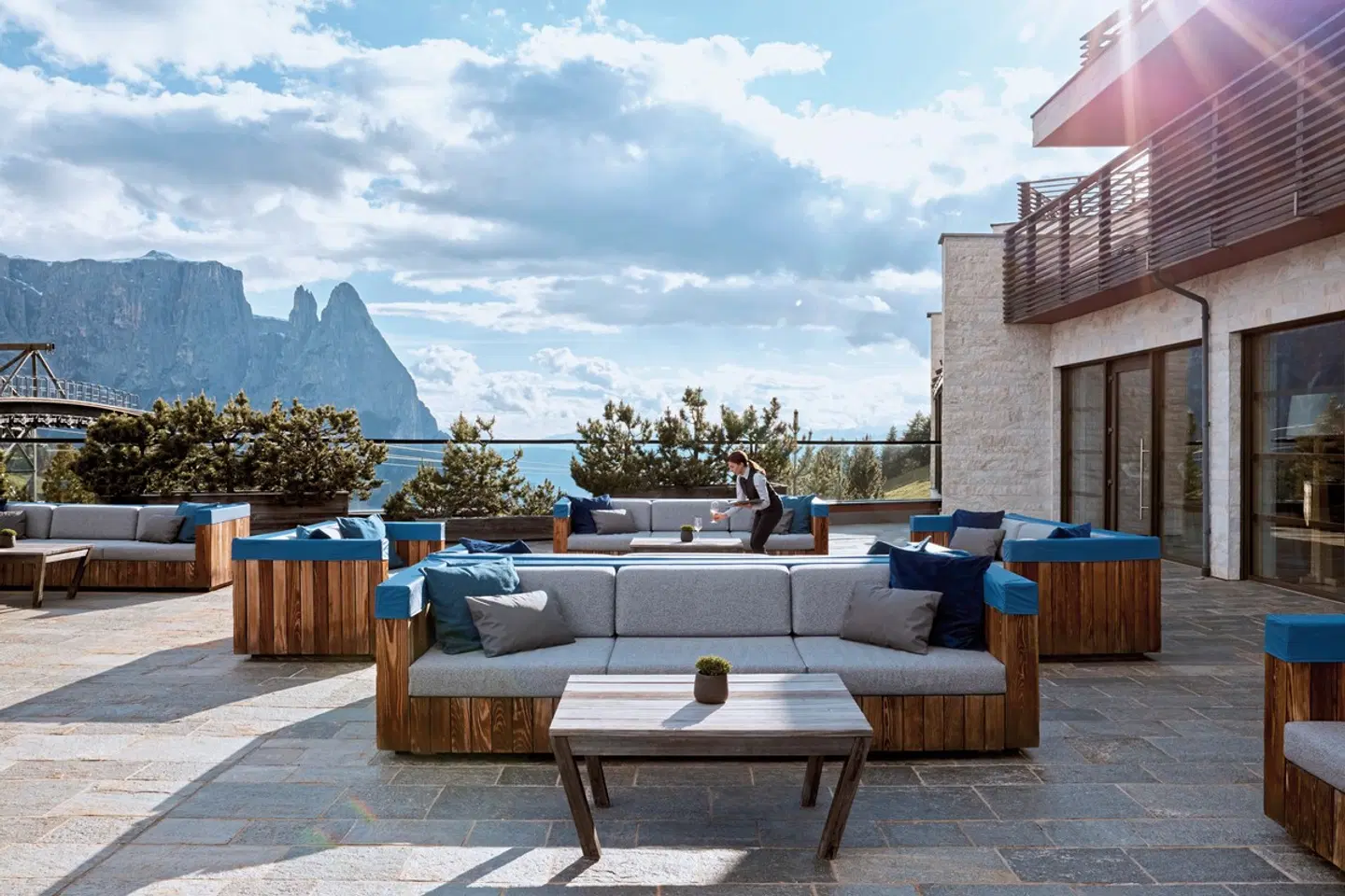COMO Alpina Dolomites Terrasse