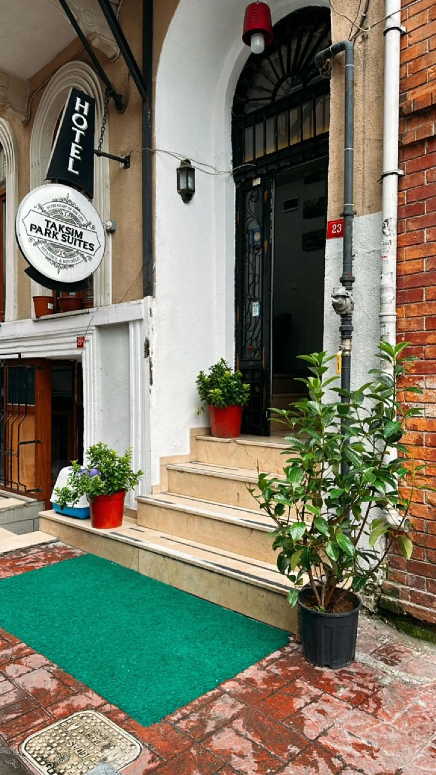 Taksim Park Suites EXTERIOR