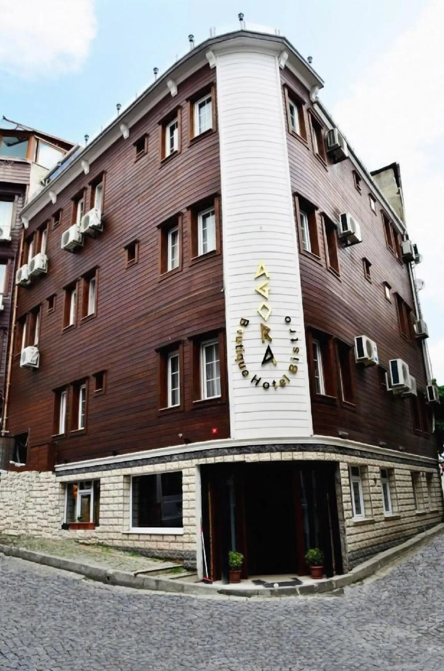 Agora Boutique Hotel & Bistro EXTERIOR