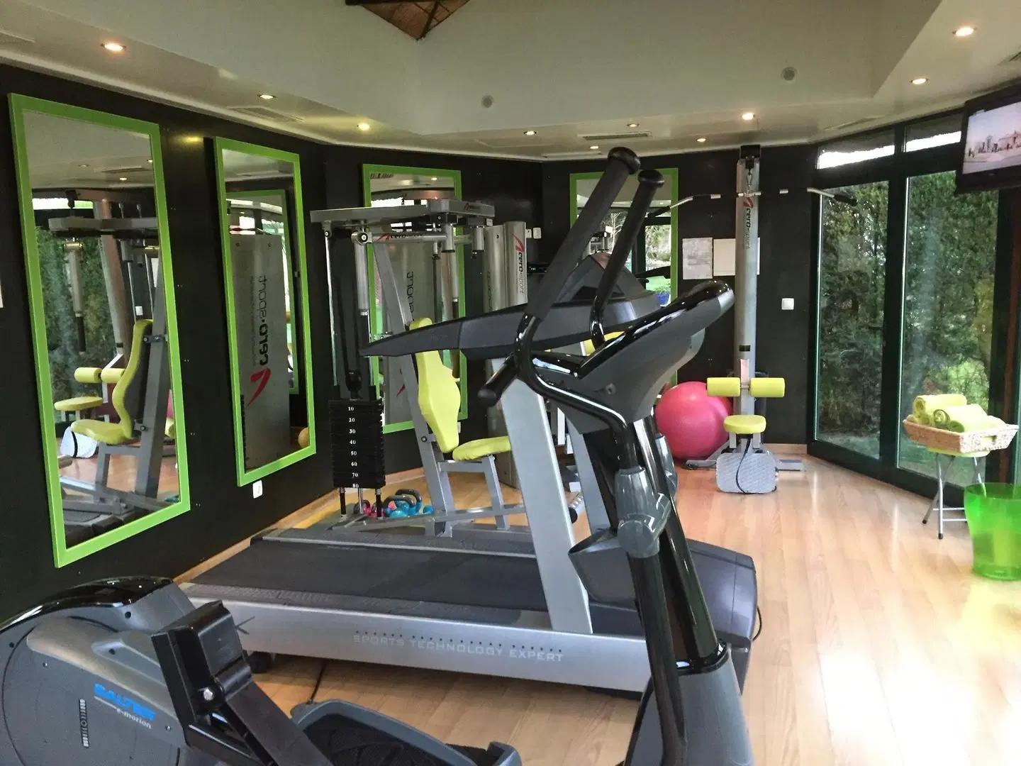 Dom Vasco SPORTS_AND_LEISURE