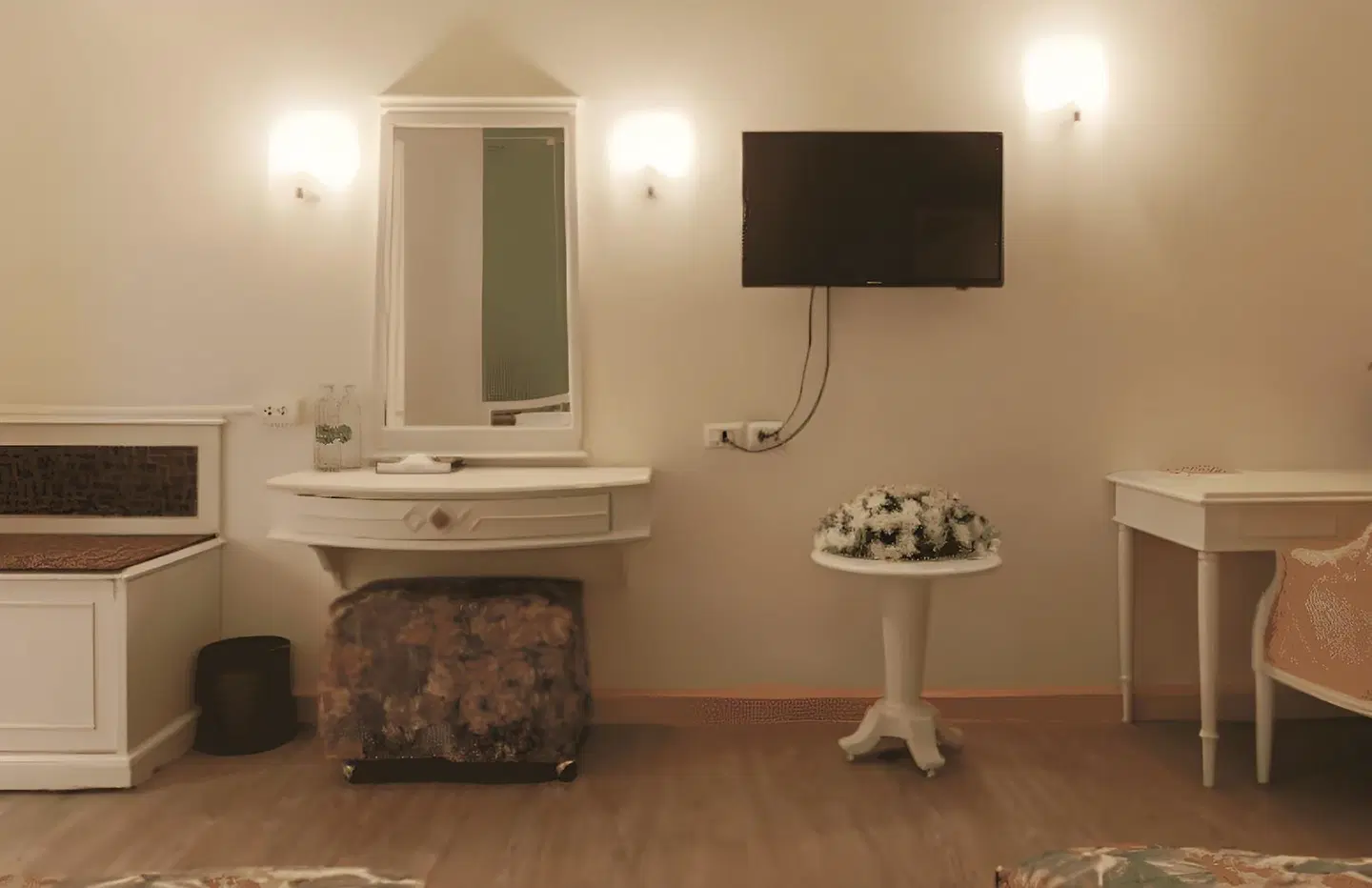 Wang Tai Hotel BATHROOM