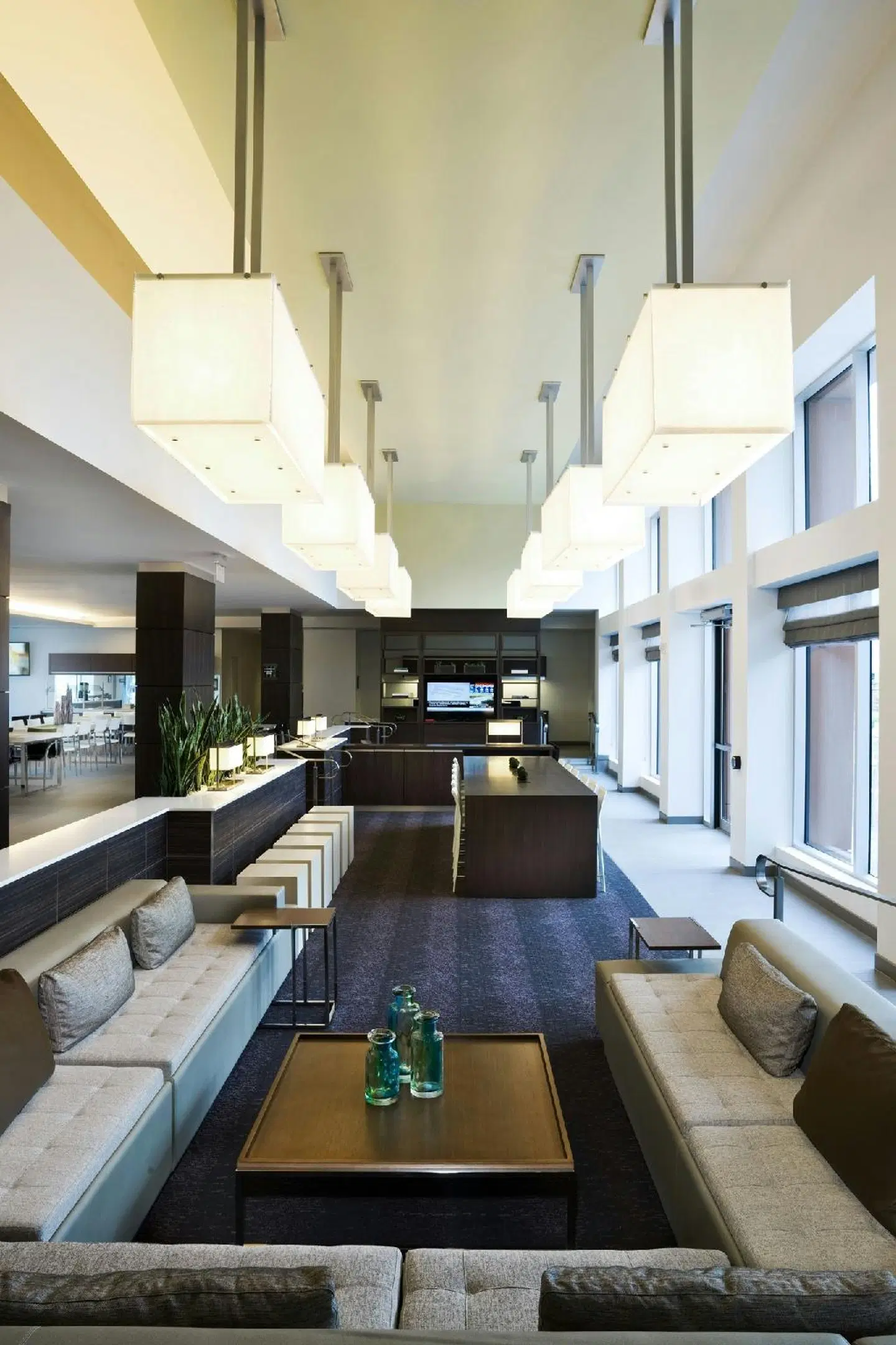 Element Vaughan Southwest LOUNGE_LOBBY