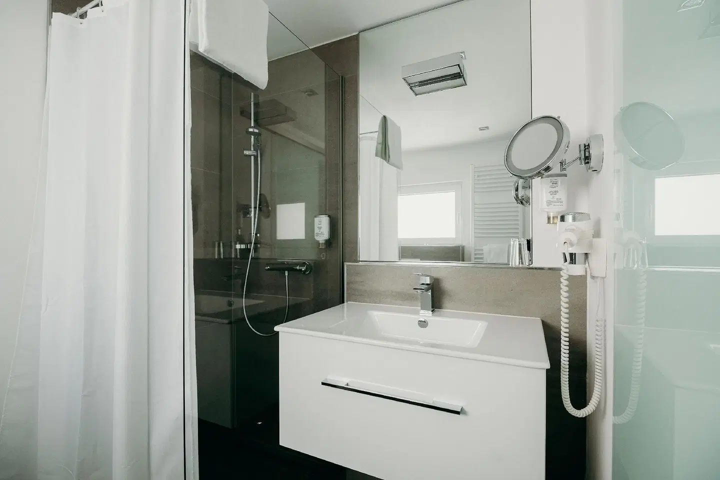 Hotel Crystal Badezimmer