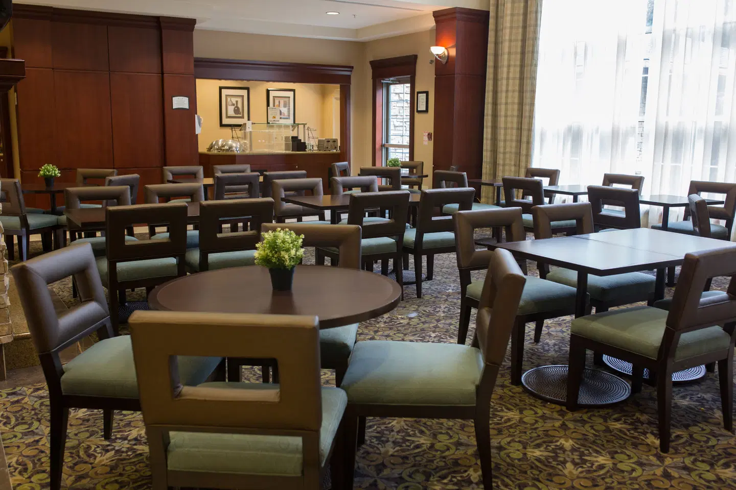 Staybridge Suites London Restaurant