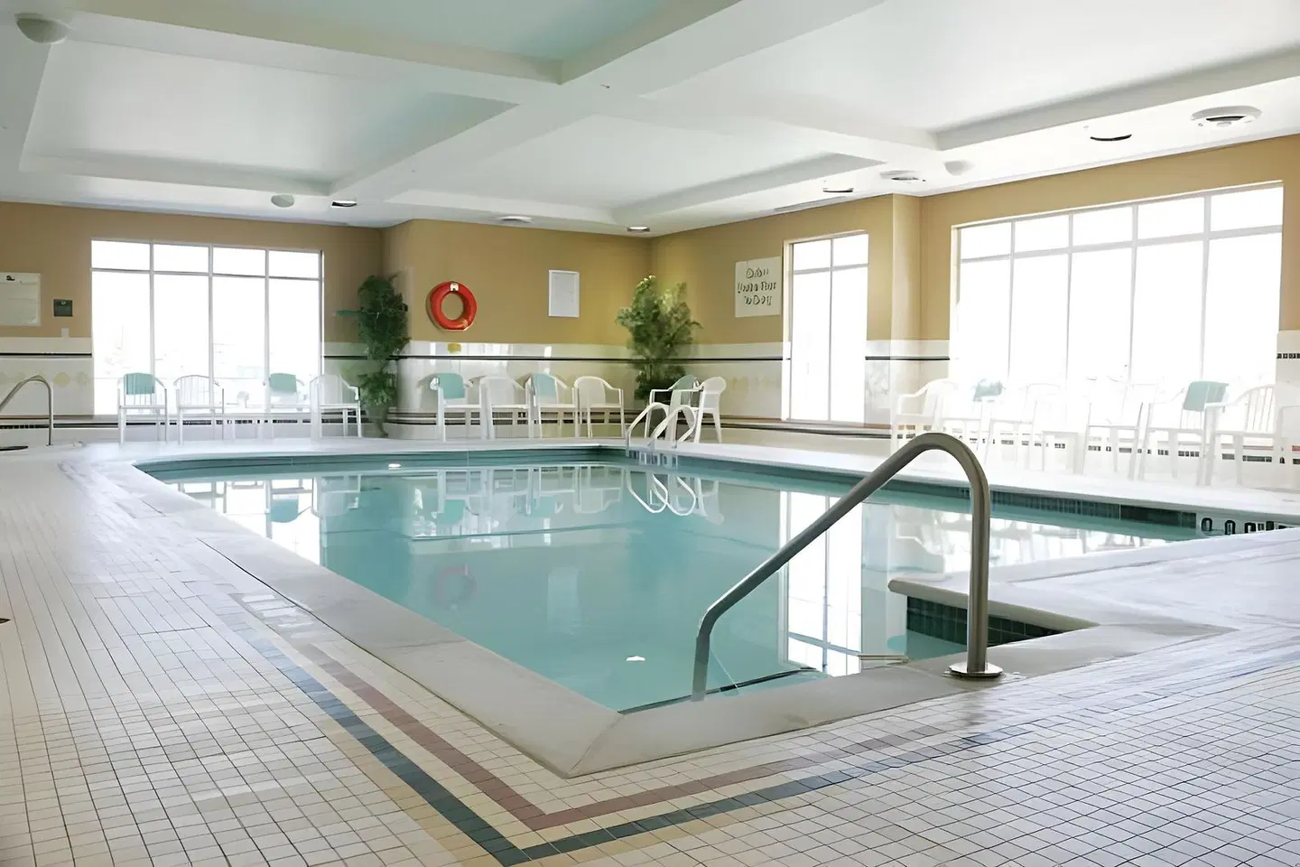 Homewood Suites by Hilton Toronto-Mississauga Hallenbad