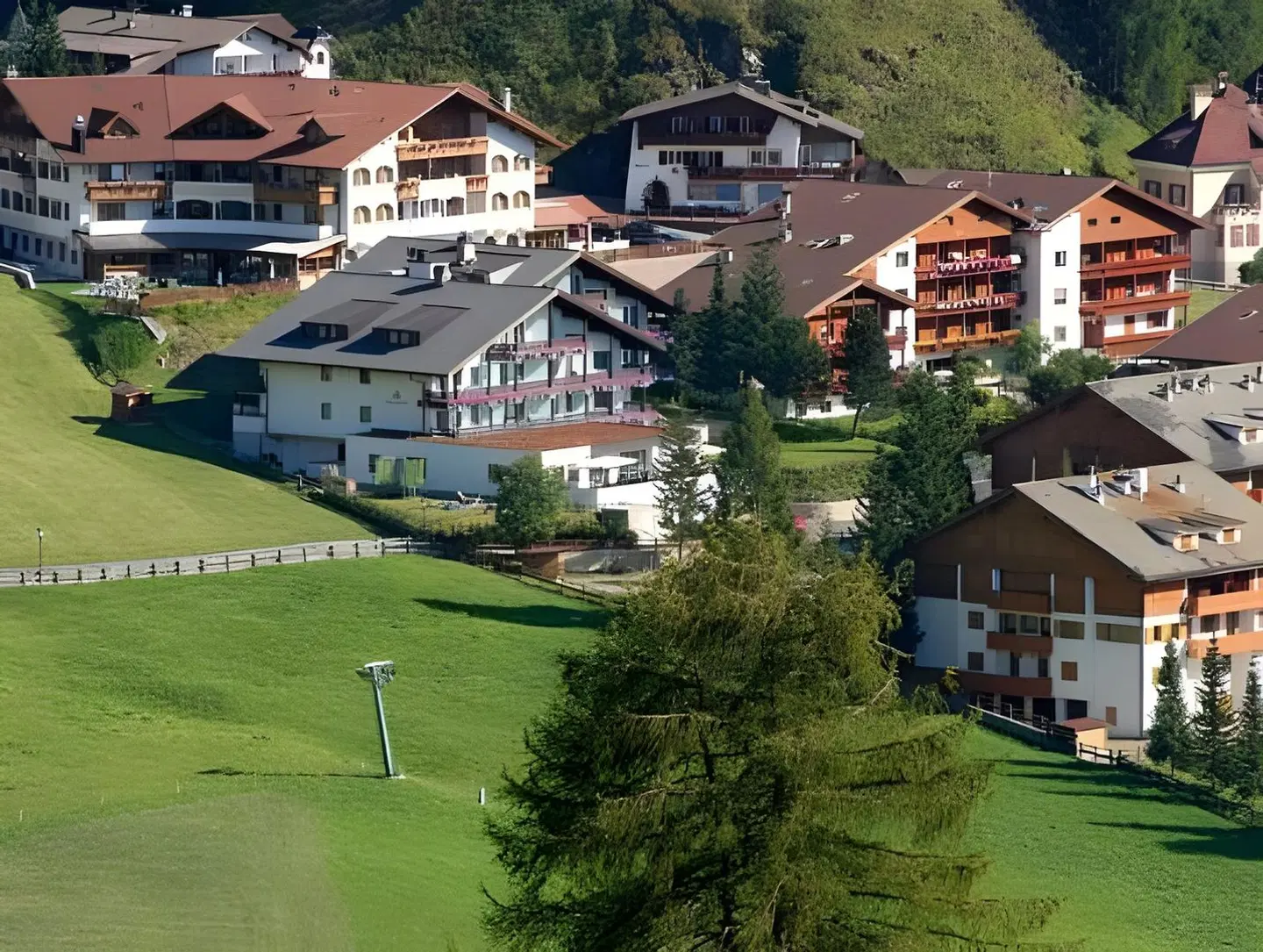 Biancaneve Family Hotel EXTERIOR