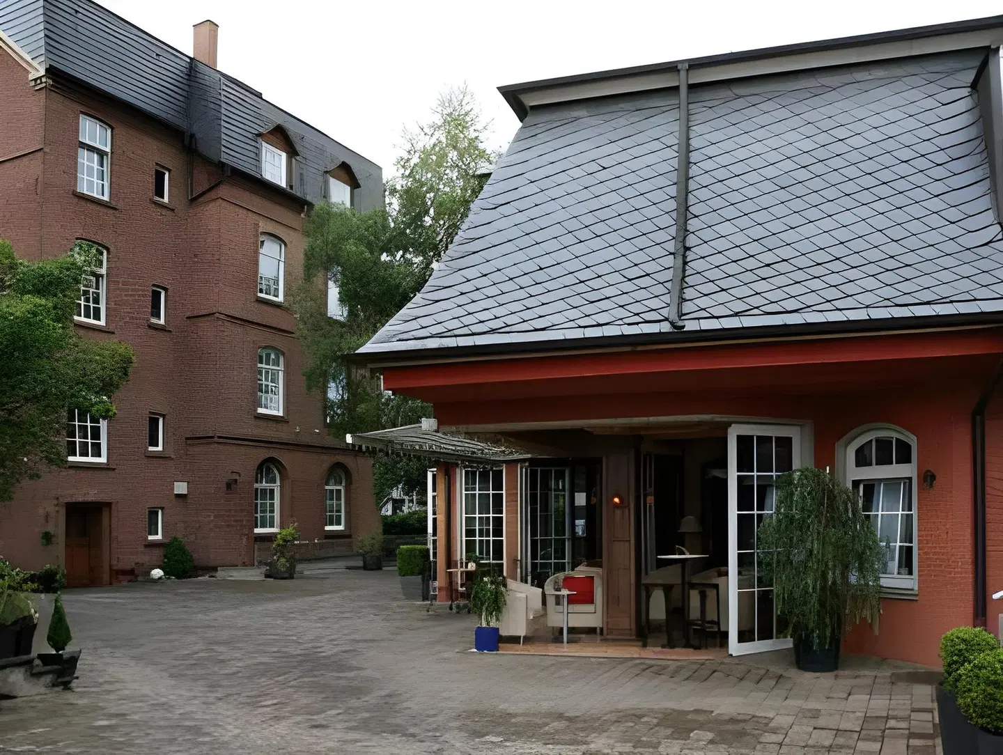 Stein EXTERIOR
