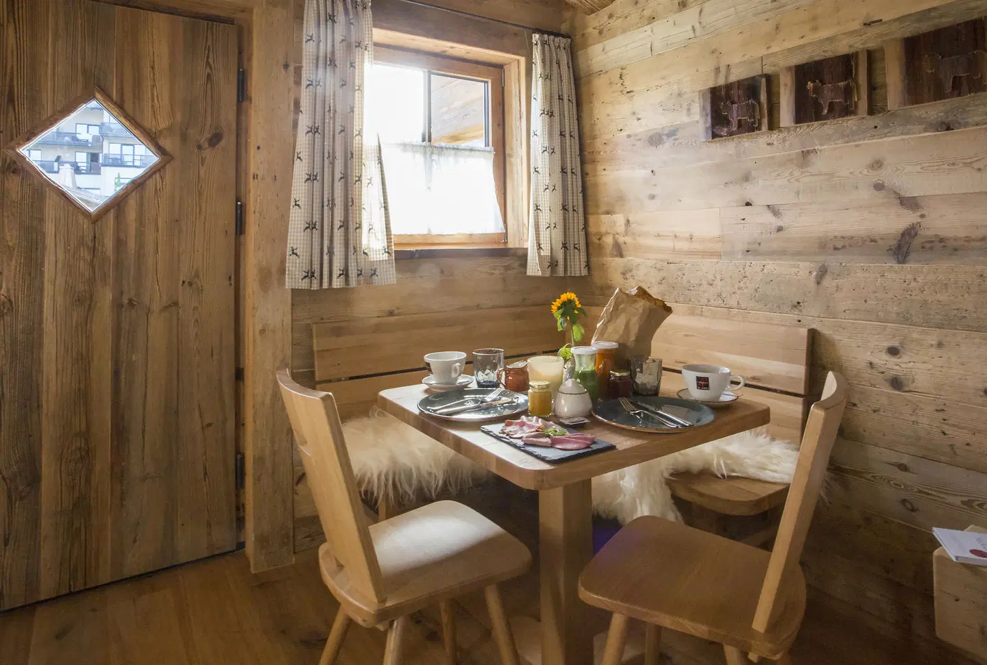 Alpin Chalets ROOM_EXAMPLE