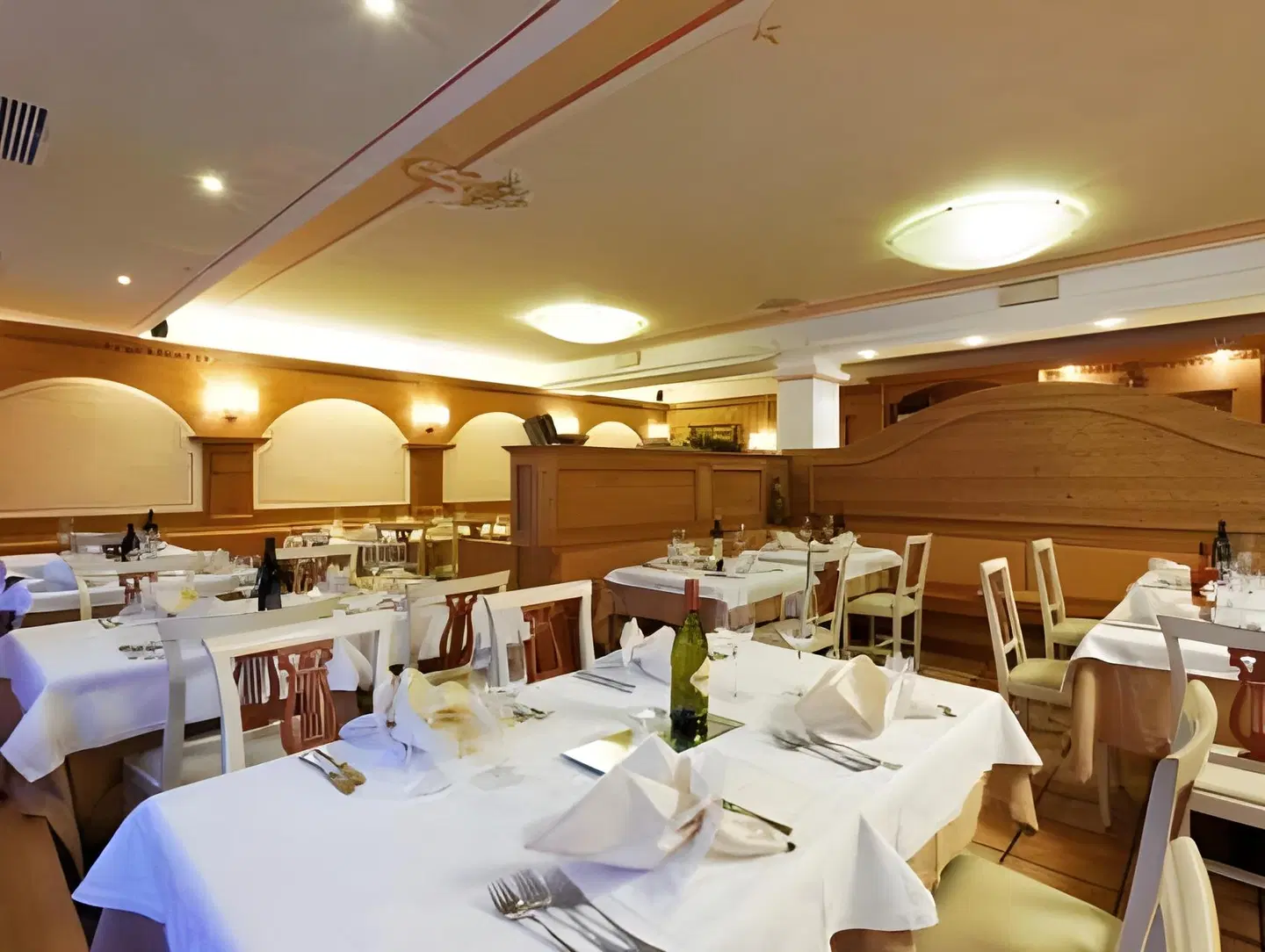 Dolce Avita Hotel Spa & Resort Restaurant