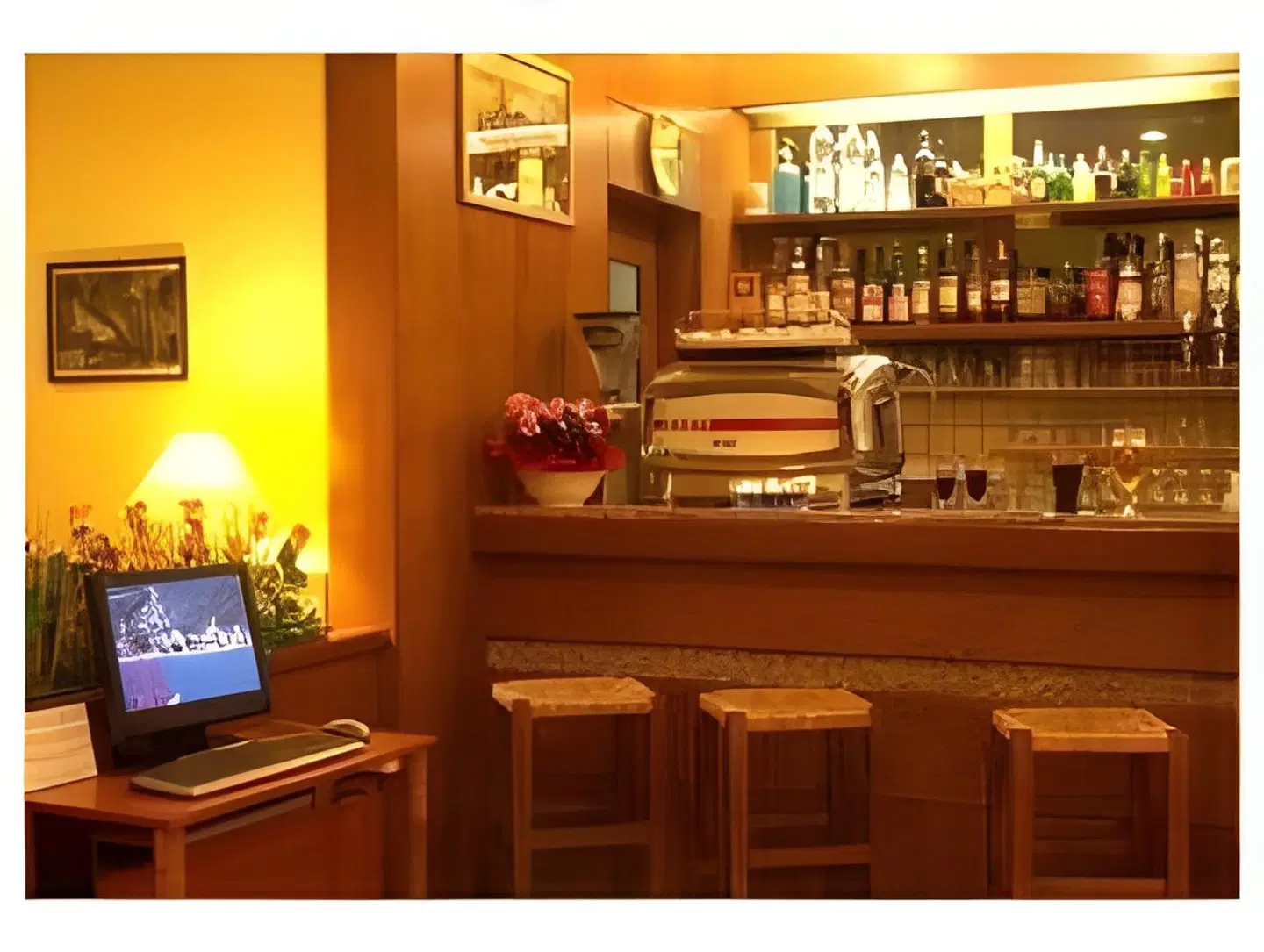 Villa Clara Bar