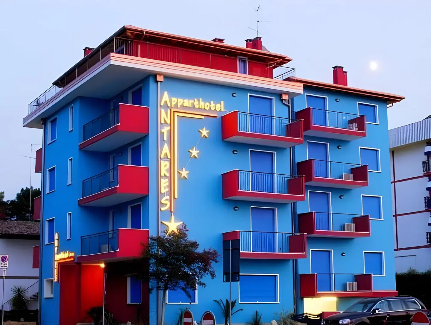 Antares Aparthotel EXTERIOR