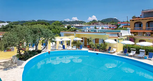 La Scogliera OUTDOOR_POOL