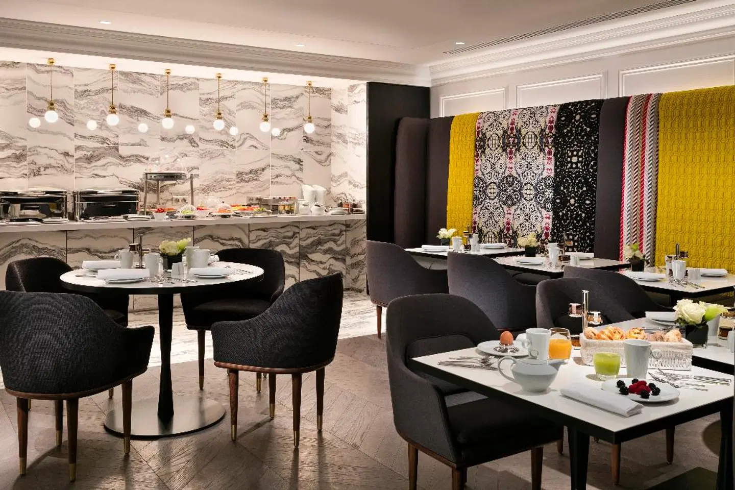 La Clef Champs-Élysées Paris Restaurant