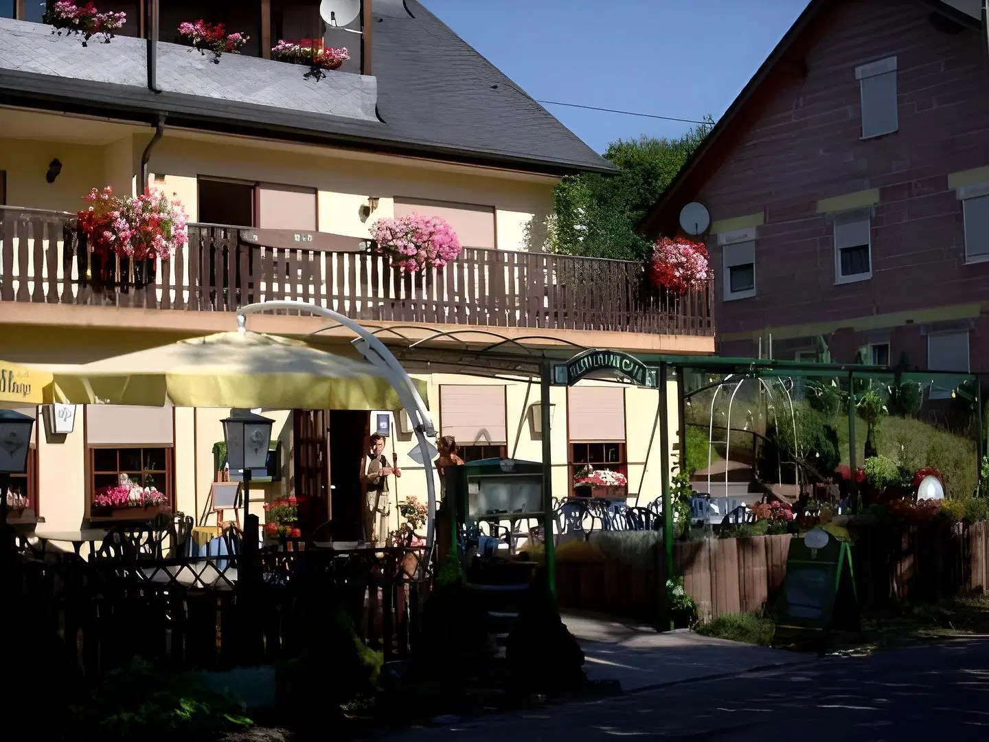 Hotel Zur Brücke EXTERIOR