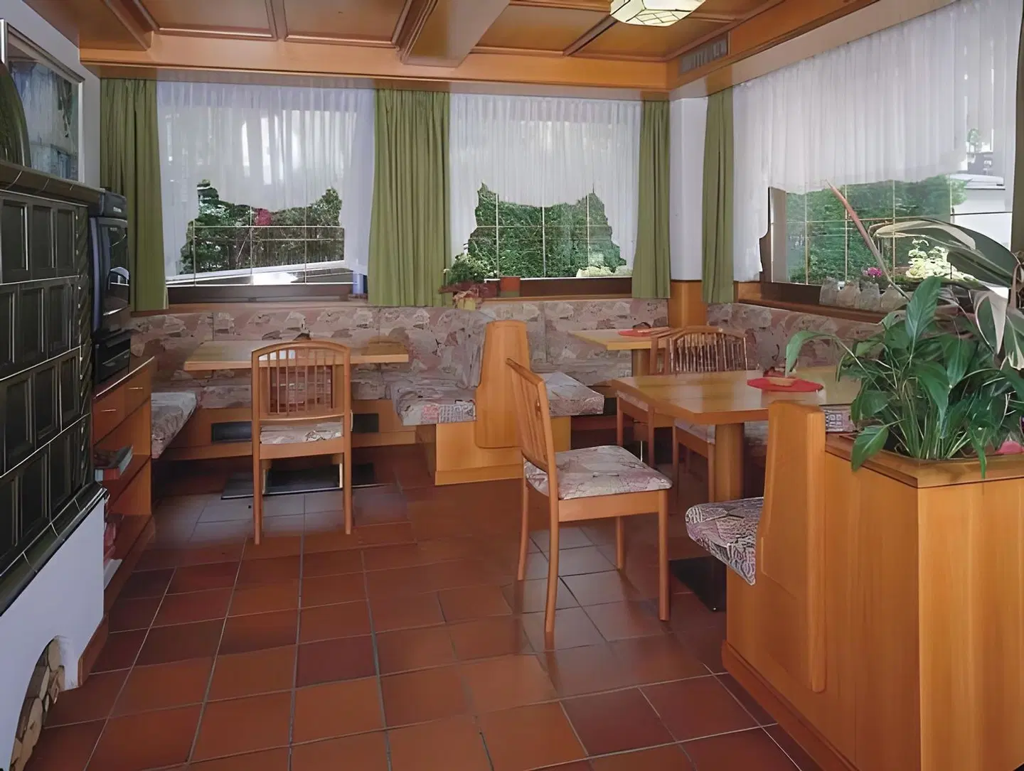 Binelli Restaurant
